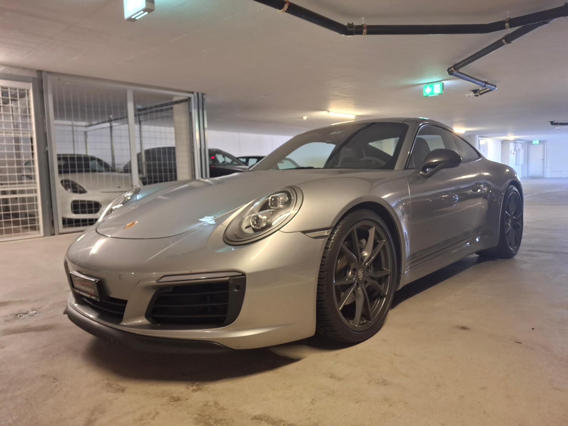 PORSCHE Carrera T (Leichtbau), Rücksitze/US Vers.