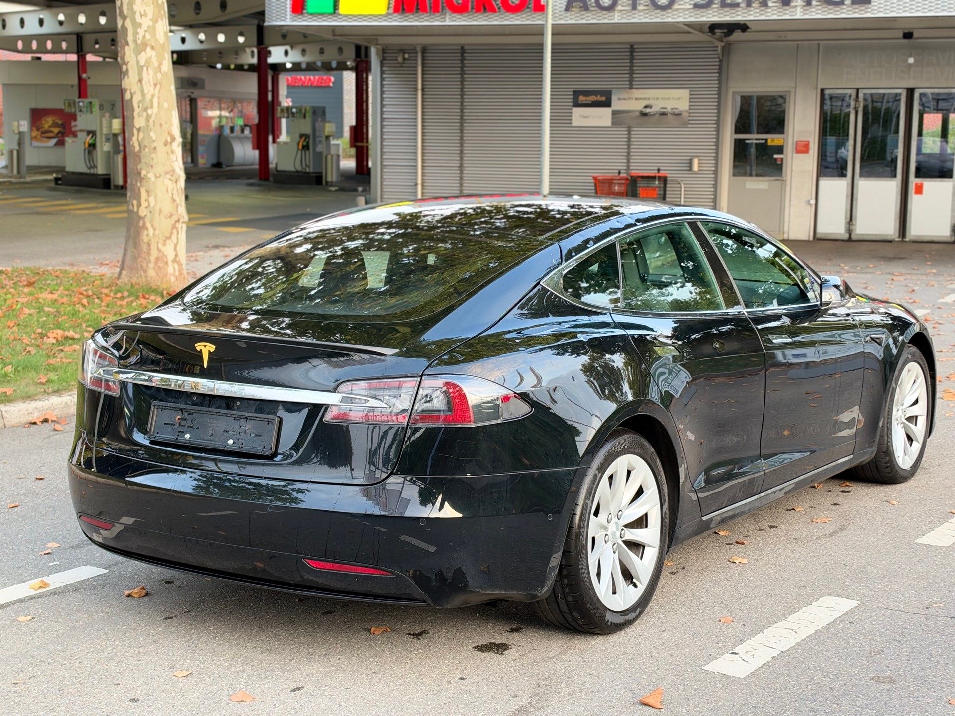 TESLA Model S 75 D FACELIFT-image-5
