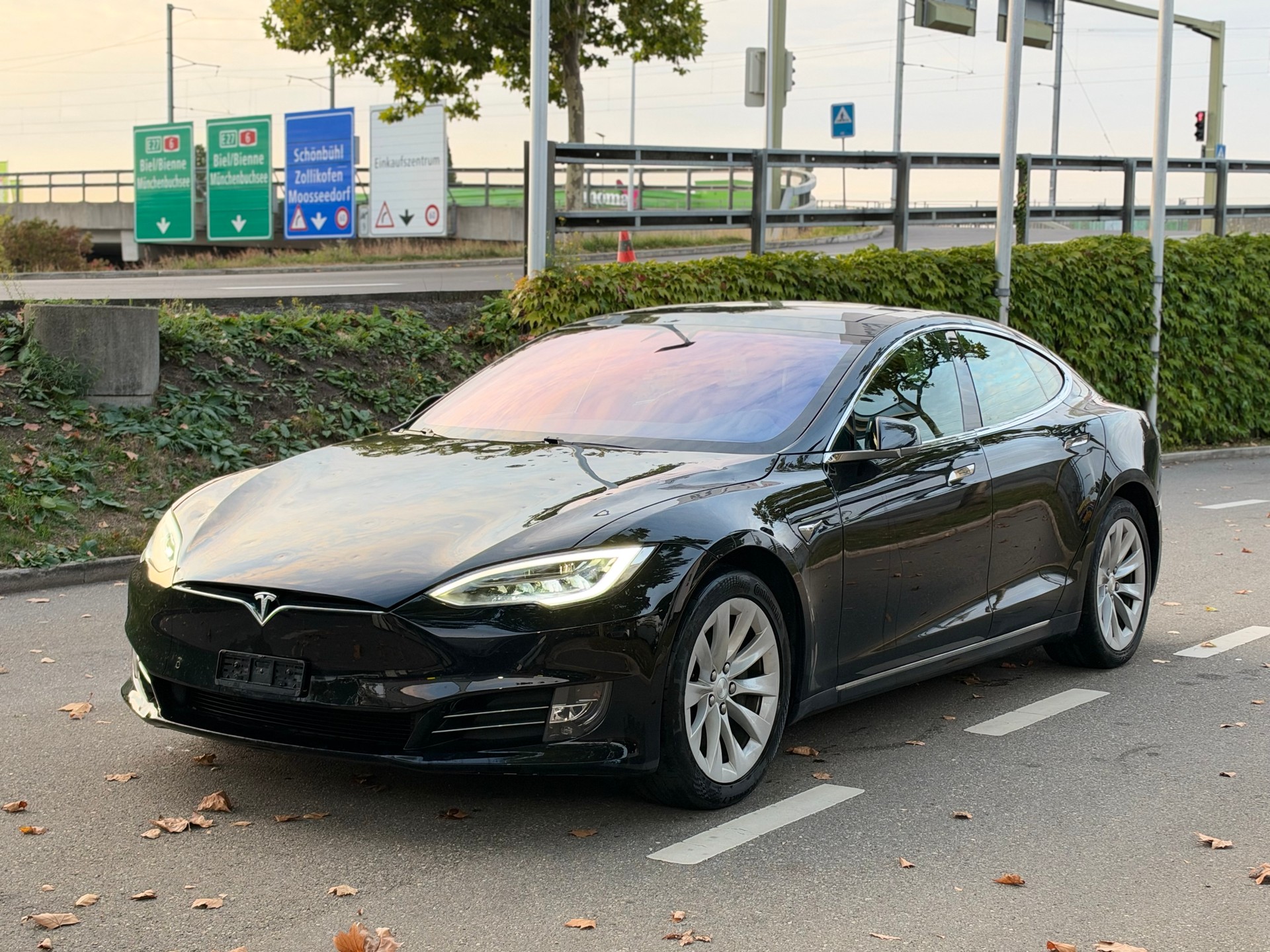 TESLA Model S 75 D FACELIFT-image-1