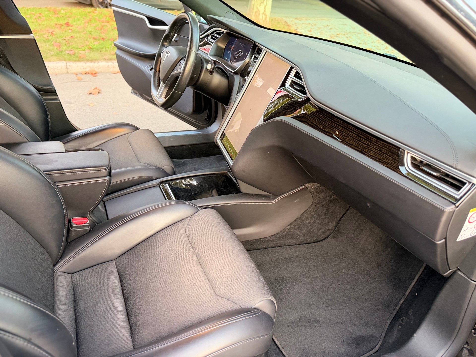 TESLA Model S 75 D FACELIFT-image-17