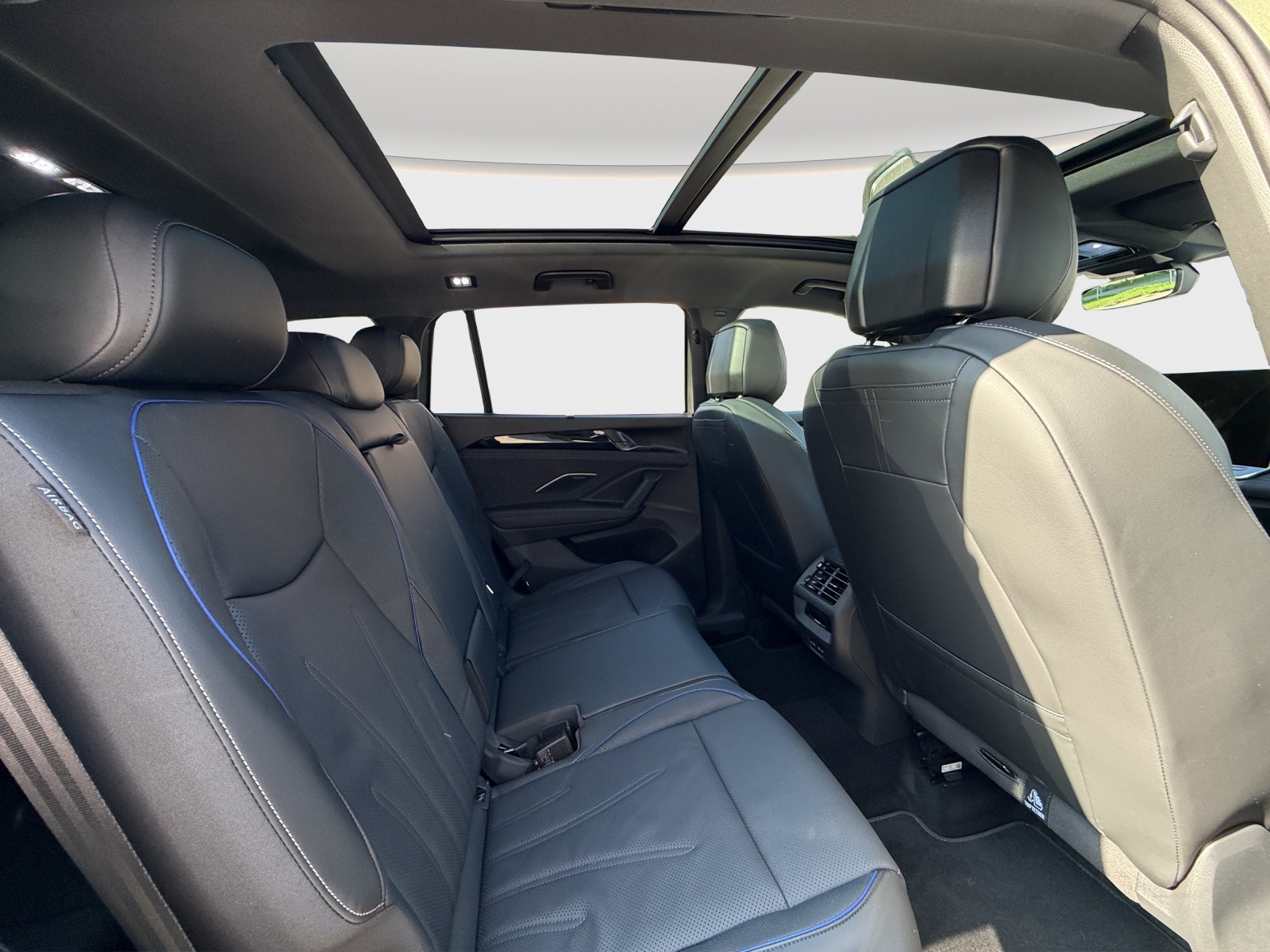 VW Tayron 2.0 TSI R-Line United DSG 4Motion-image-11