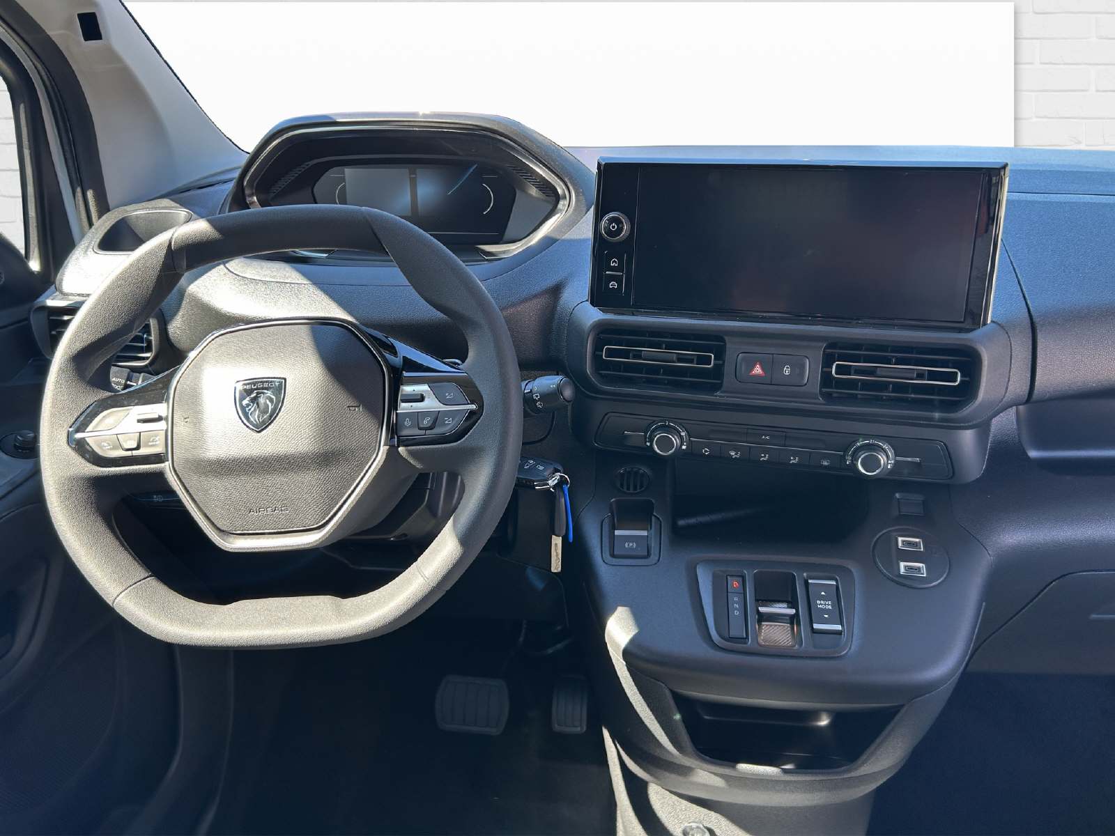 PEUGEOT e-Partner Kaw. 800 Standard 50 kWh-image-7