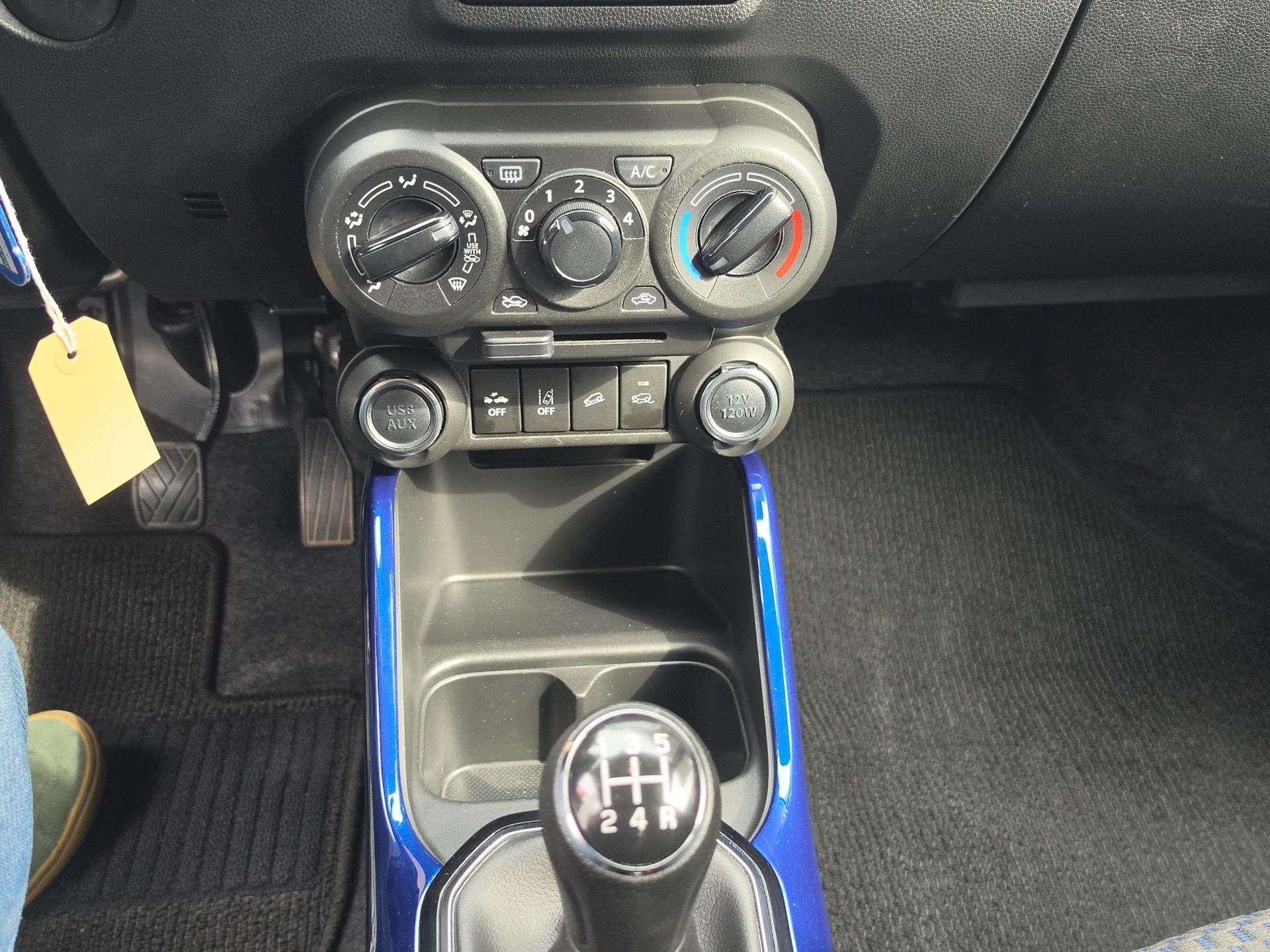 SUZUKI Ignis 1.2 Compact+ Hybrid 4x4-image-12