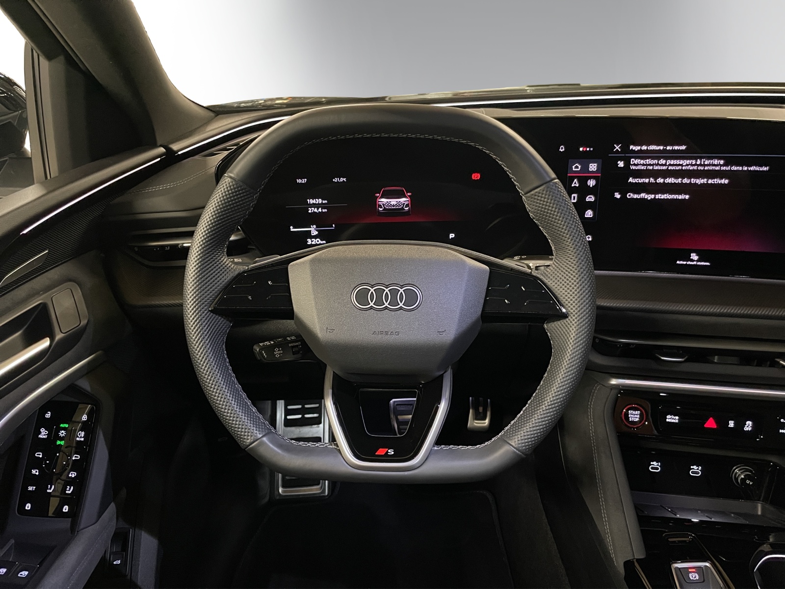 AUDI SQ5 TFSI quattro S-tronic-image-13
