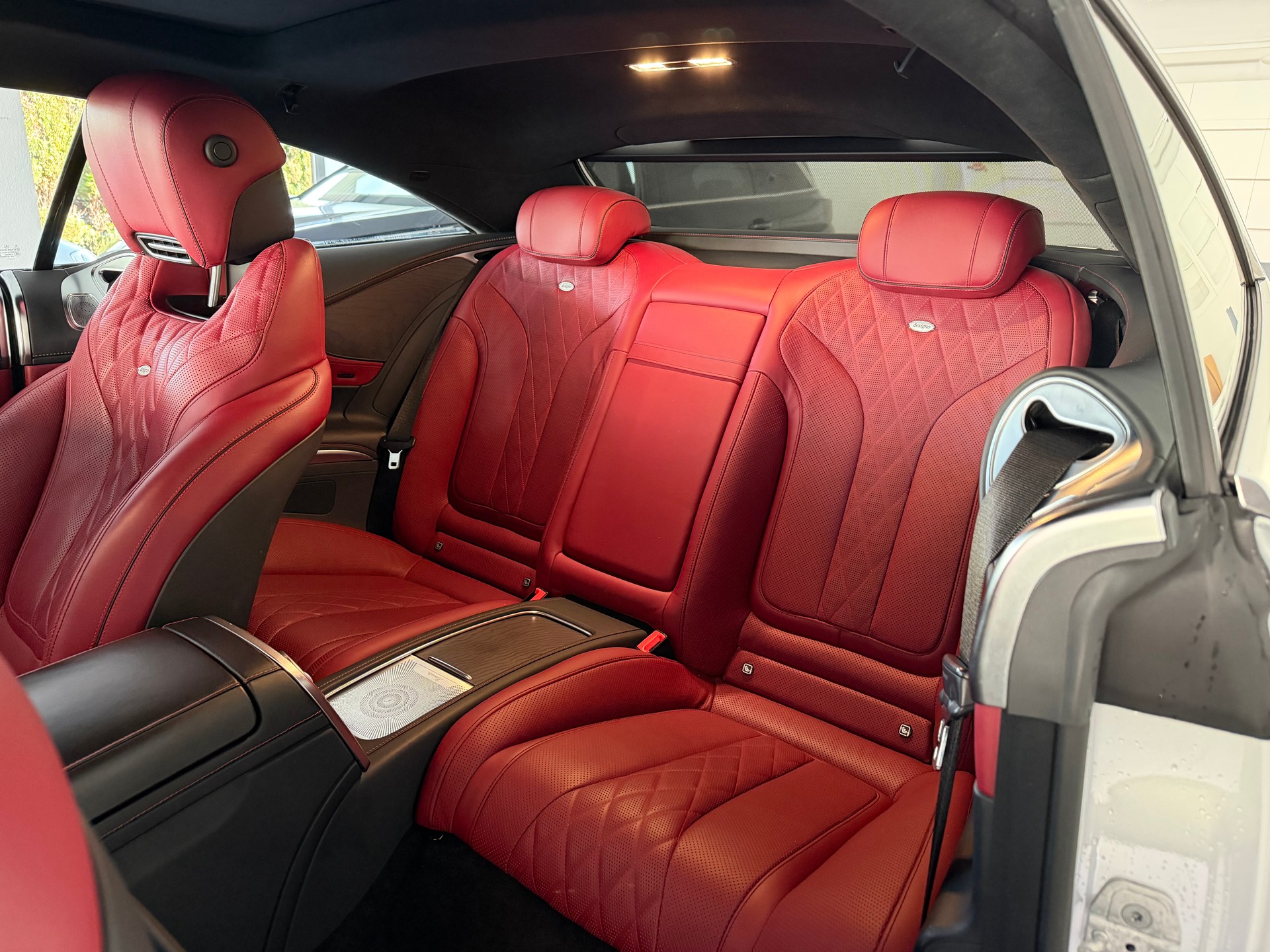 MERCEDES-BENZ S 560 4Matic 9G-Tronic-image-13