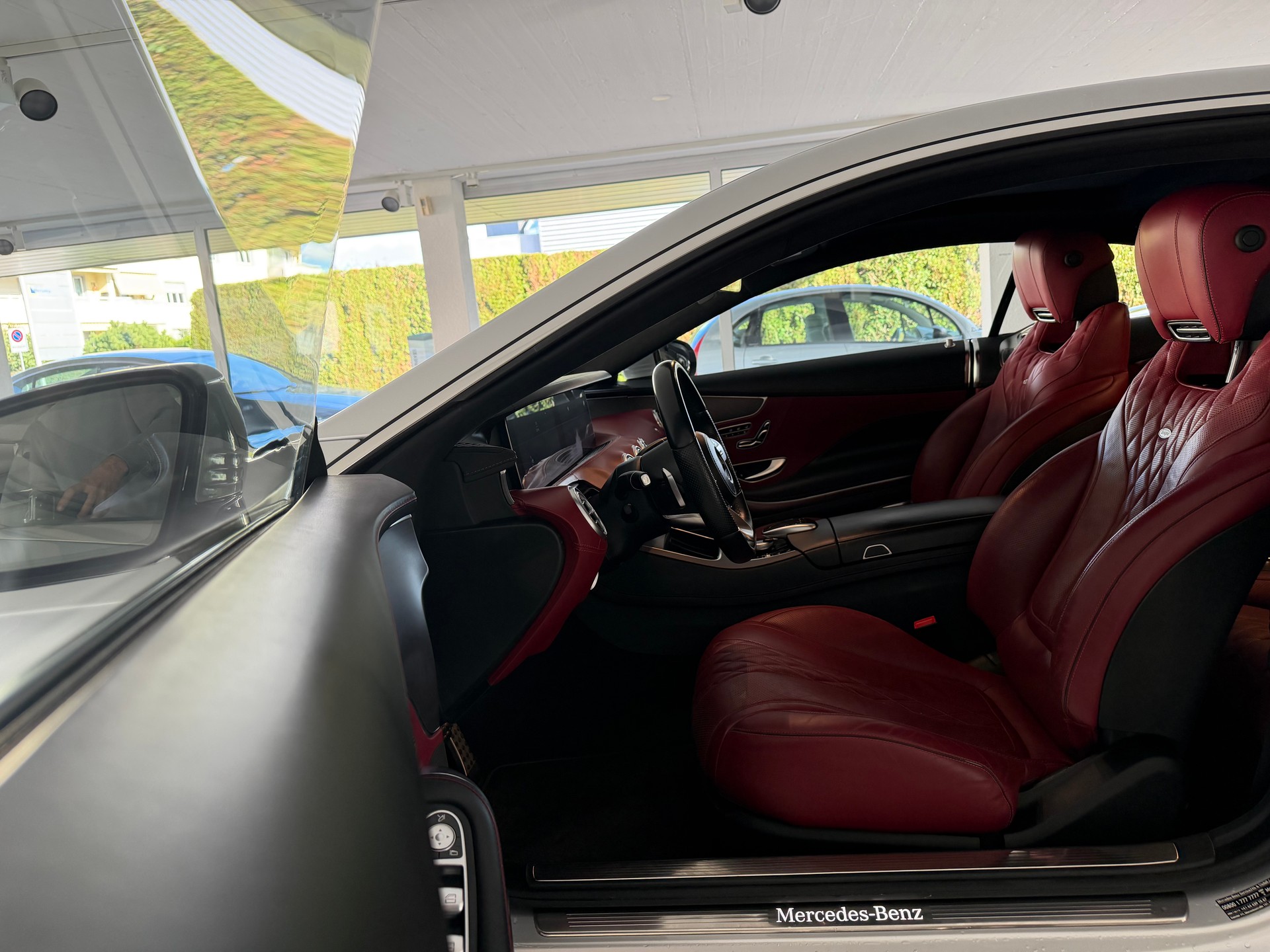 MERCEDES-BENZ S 560 4Matic 9G-Tronic-image-10