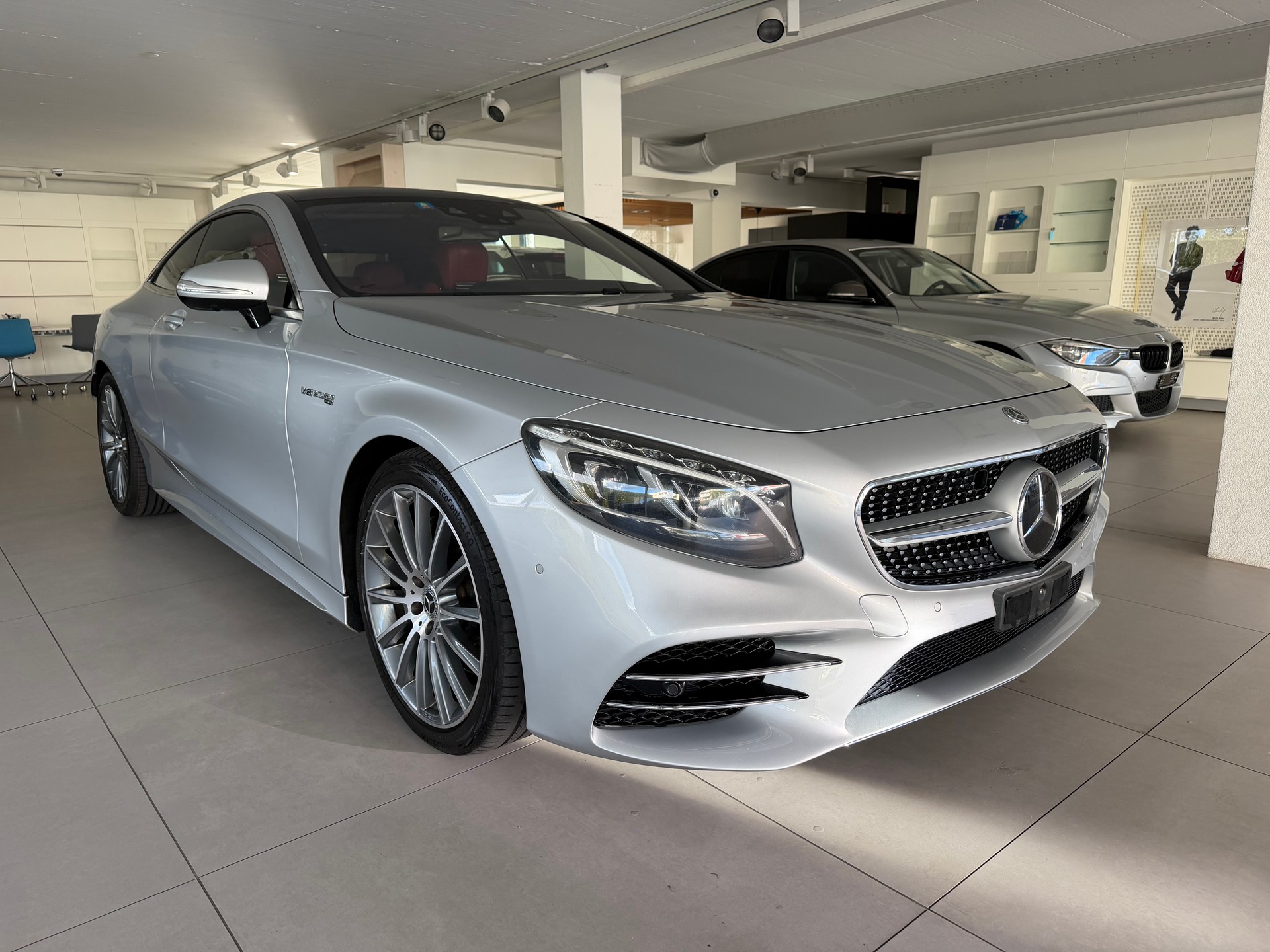 MERCEDES-BENZ S 560 4Matic 9G-Tronic-image-1