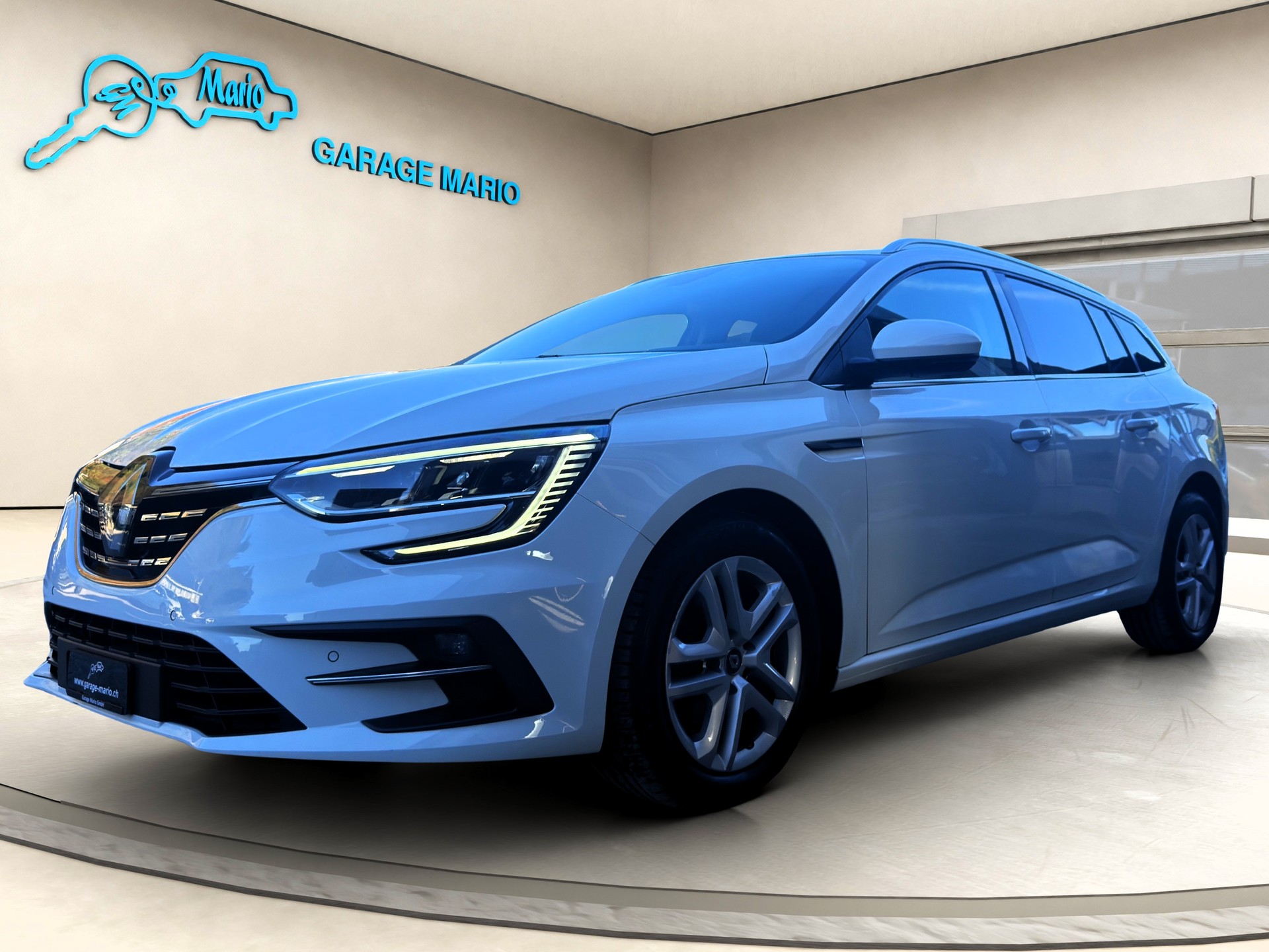 RENAULT Mégane Grandtour 1.5 dCi Business EDC ✅CH-Fahrzeug aus 1. Hand & 8-fach bereift auf ALU✅-image-2