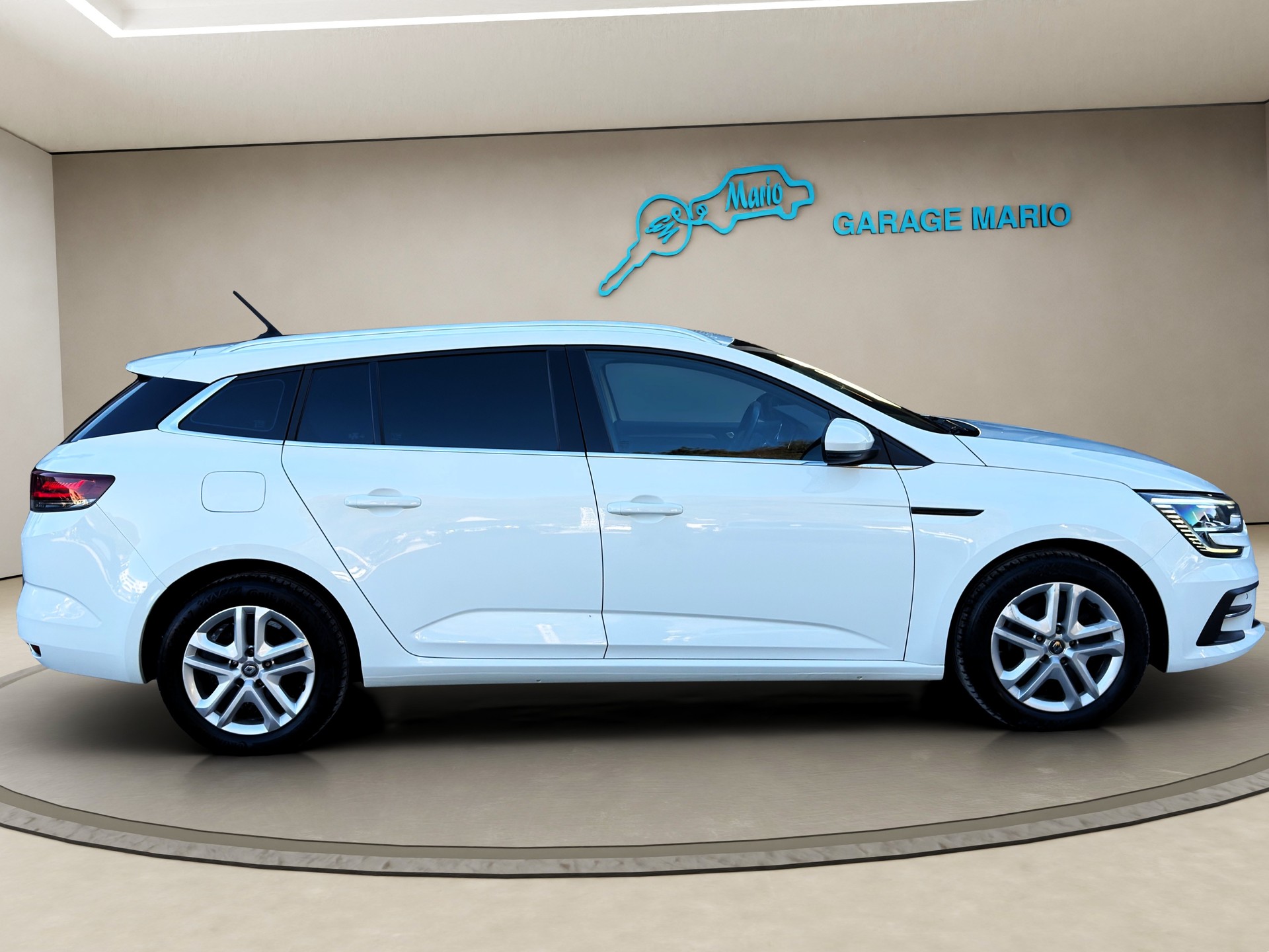 RENAULT Mégane Grandtour 1.5 dCi Business EDC ✅CH-Fahrzeug aus 1. Hand & 8-fach bereift auf ALU✅-image-3