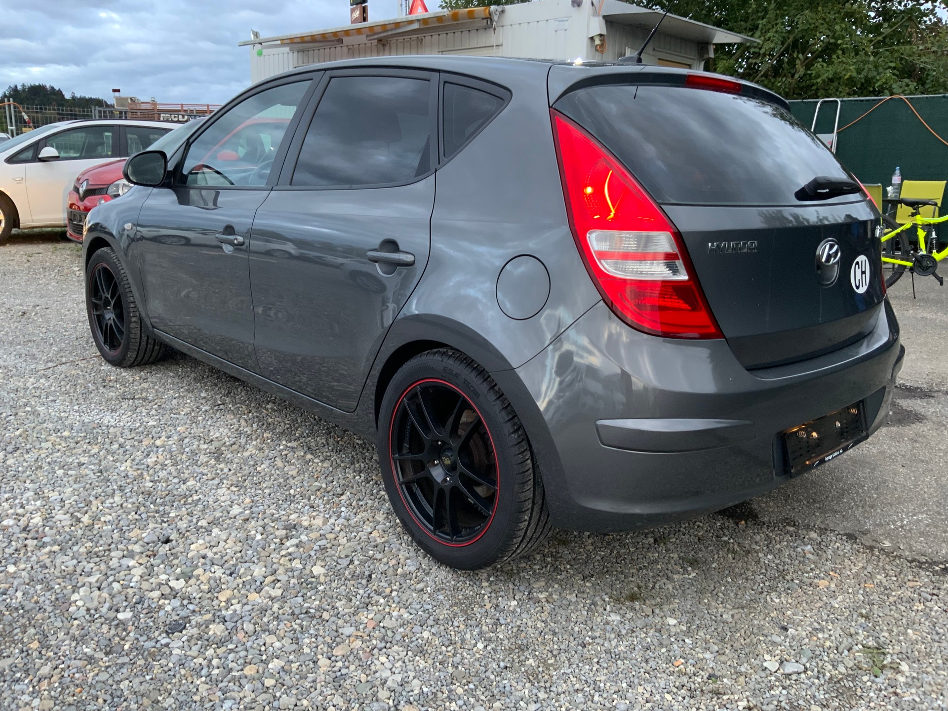 HYUNDAI i30 1.6 Style-image-4