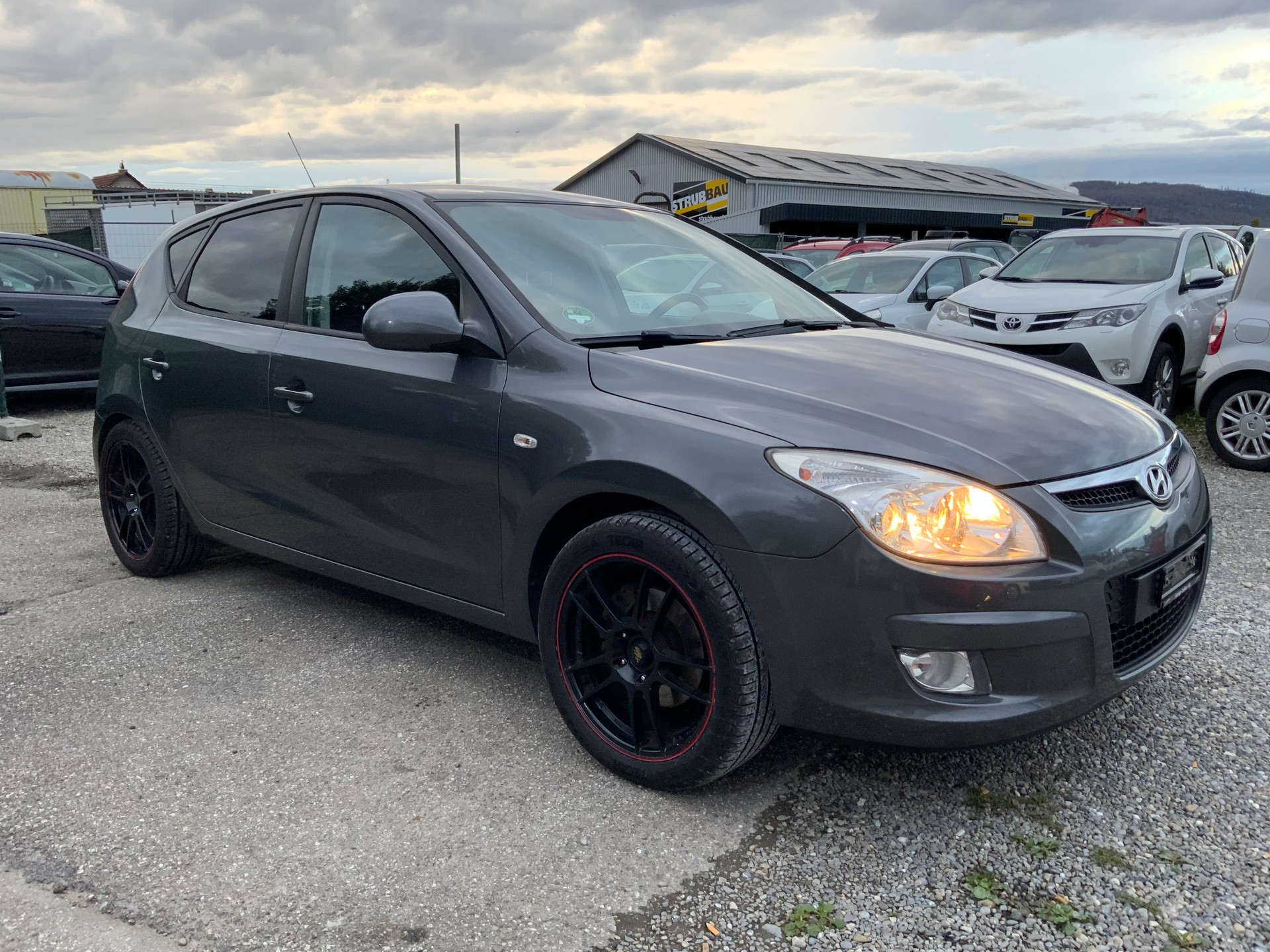 HYUNDAI i30 1.6 Style-image-2