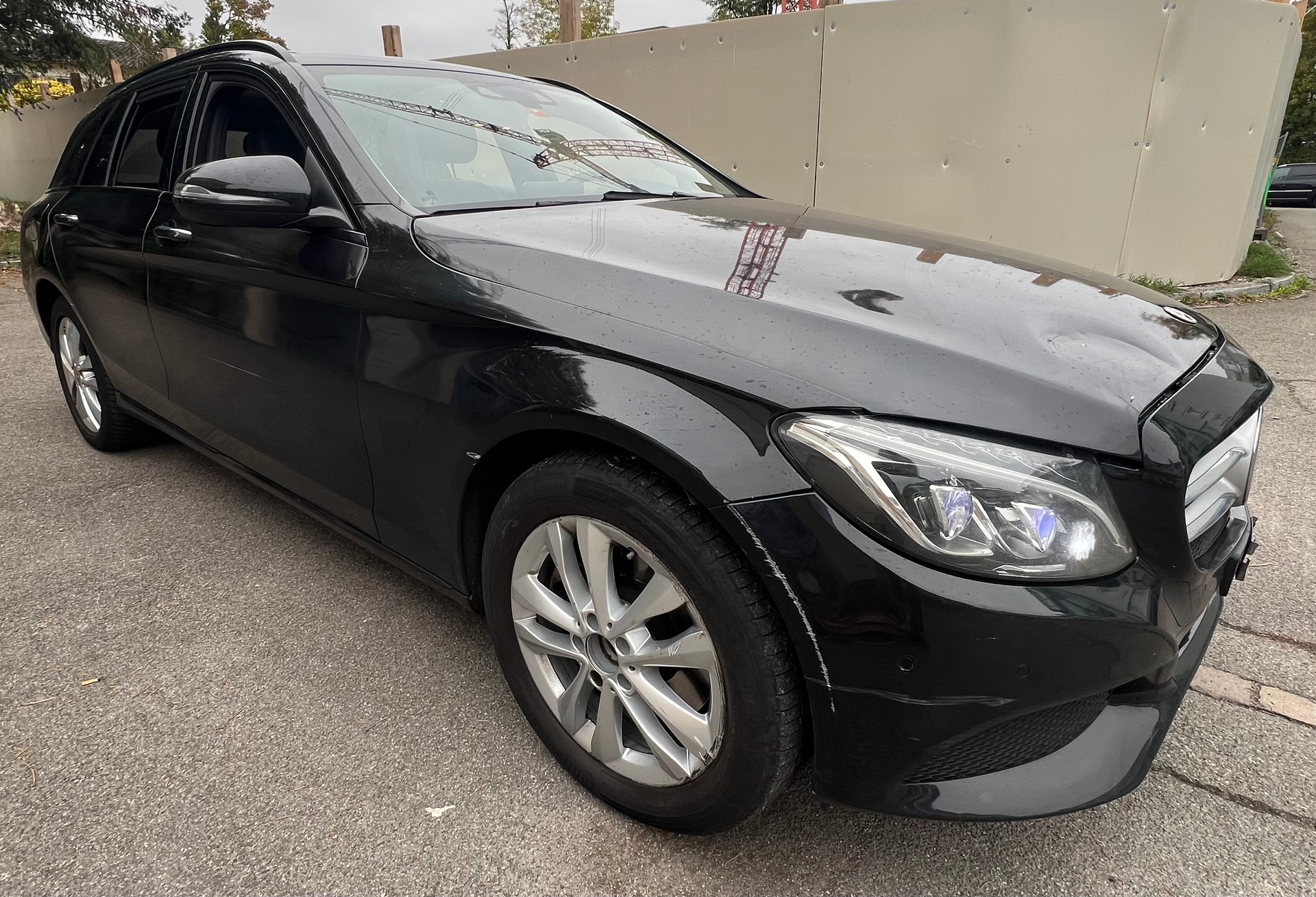 MERCEDES-BENZ C 250 BlueTEC Swiss Star 4Matic 9G-Tronic-showroom-element-1