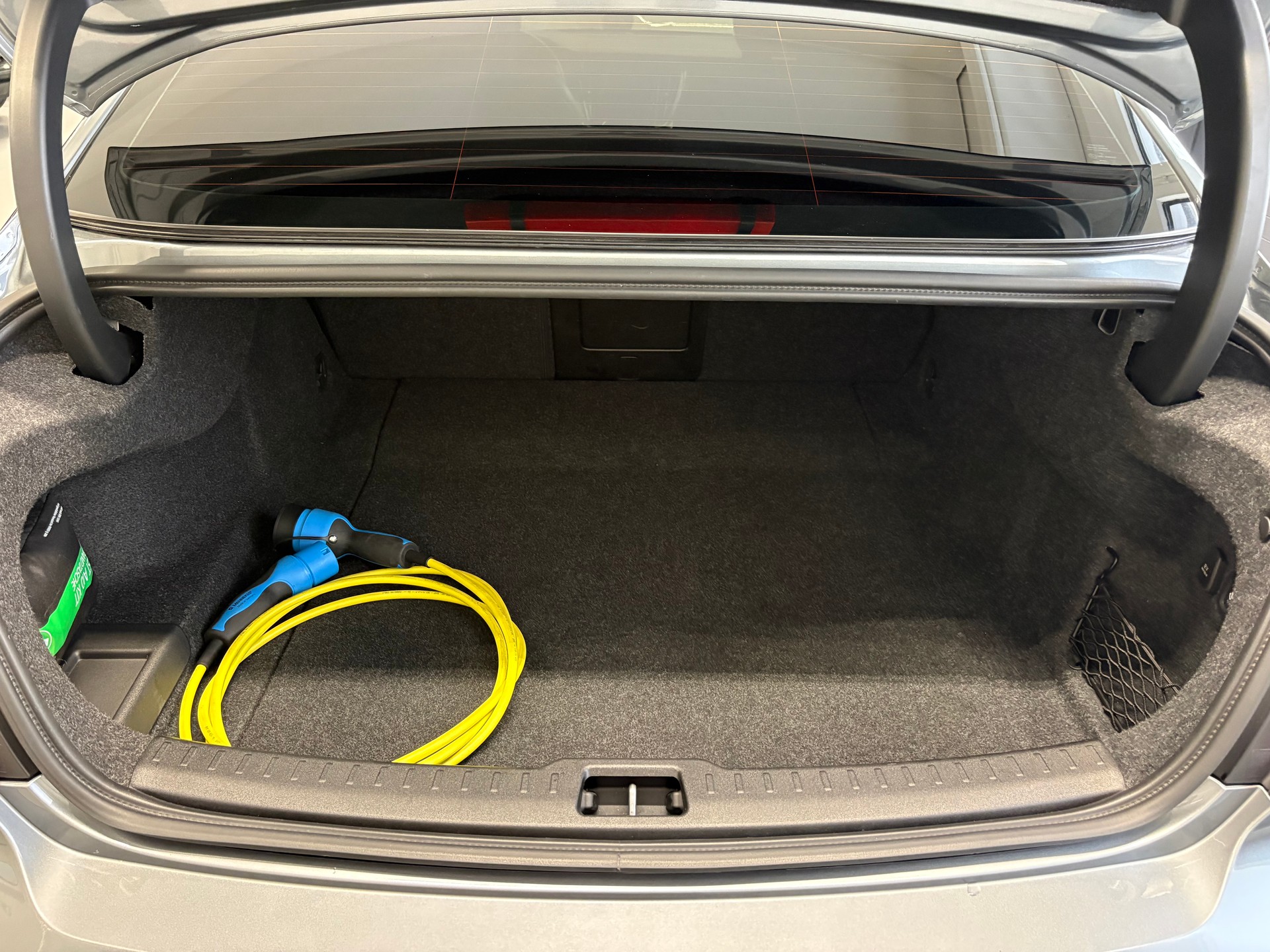 VOLVO S60 T8 e AWD Twin Engine Polestar Geartronic-image-18