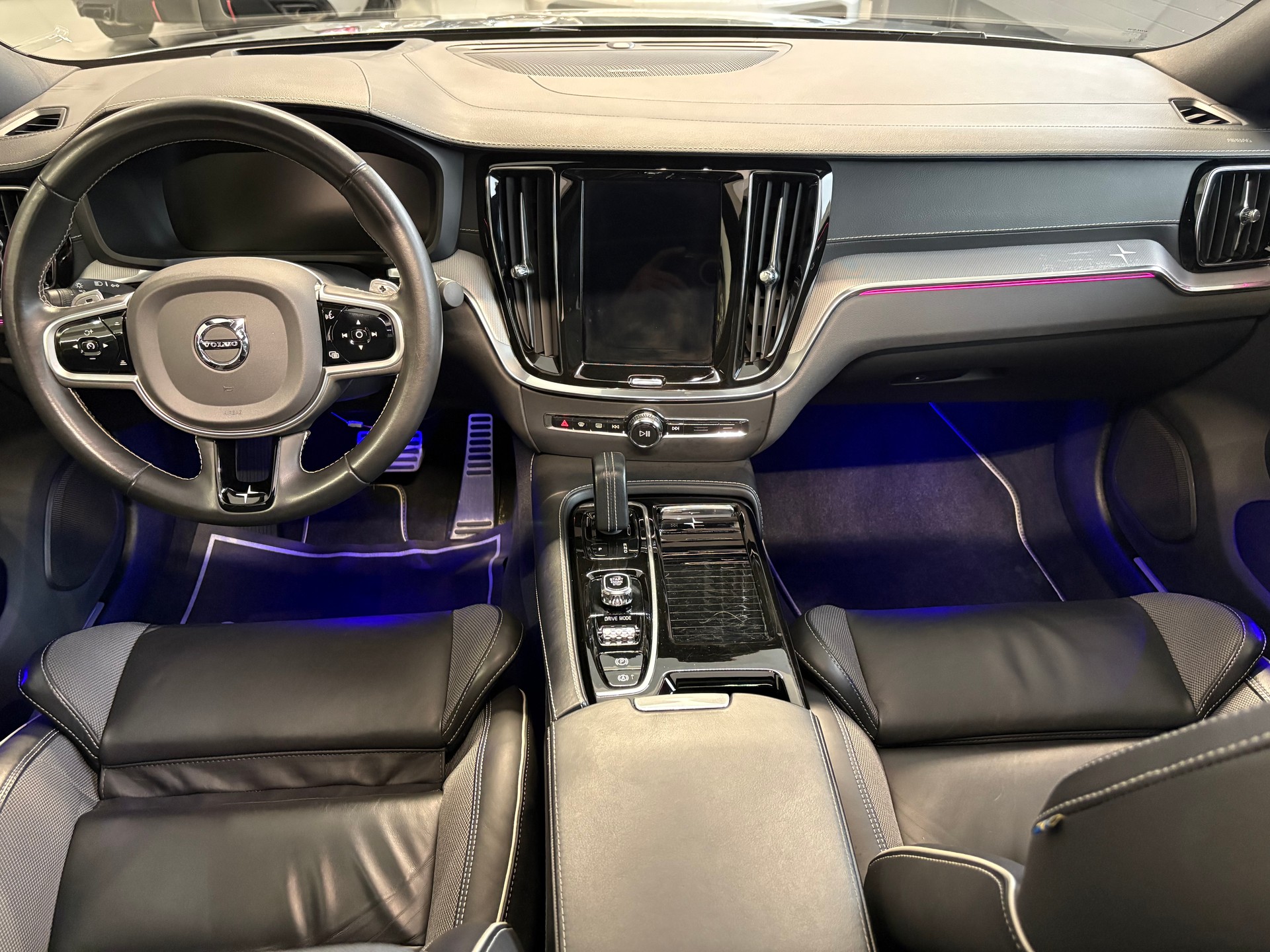 VOLVO S60 T8 e AWD Twin Engine Polestar Geartronic-image-9