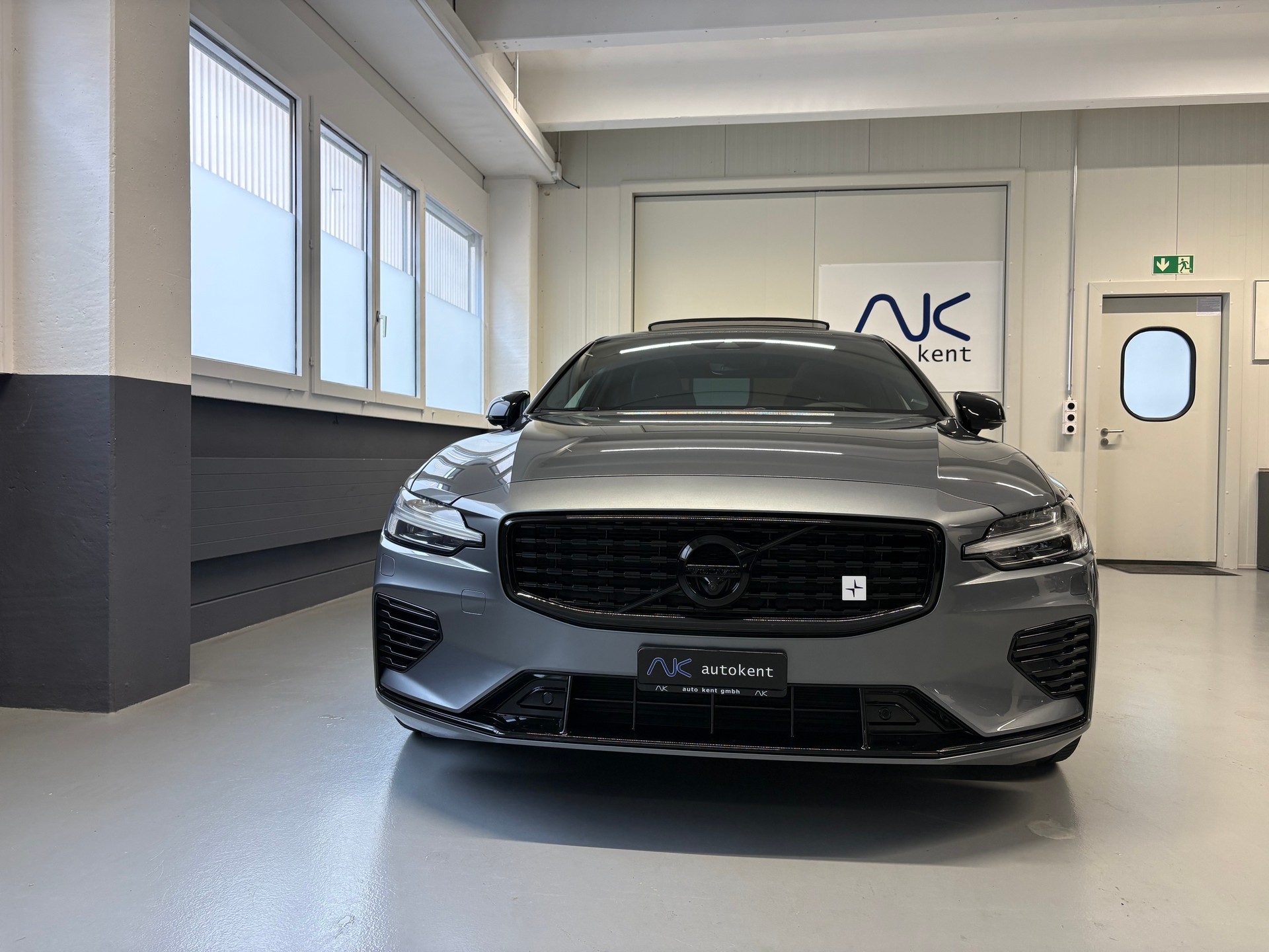 VOLVO S60 T8 e AWD Twin Engine Polestar Geartronic-showroom-element-1