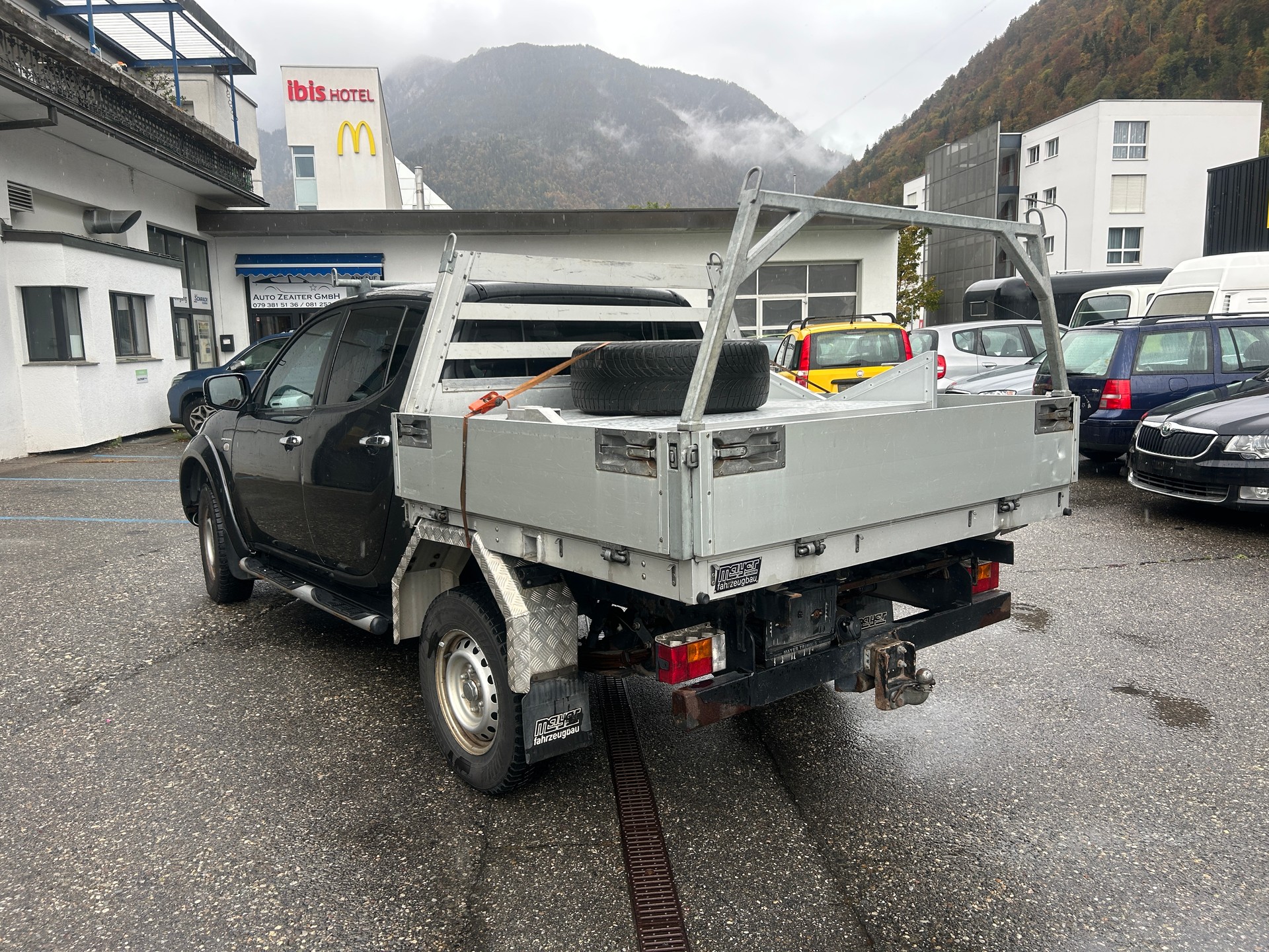 MITSUBISHI L 200 2.5DID HP Intense Double Cab-image-3