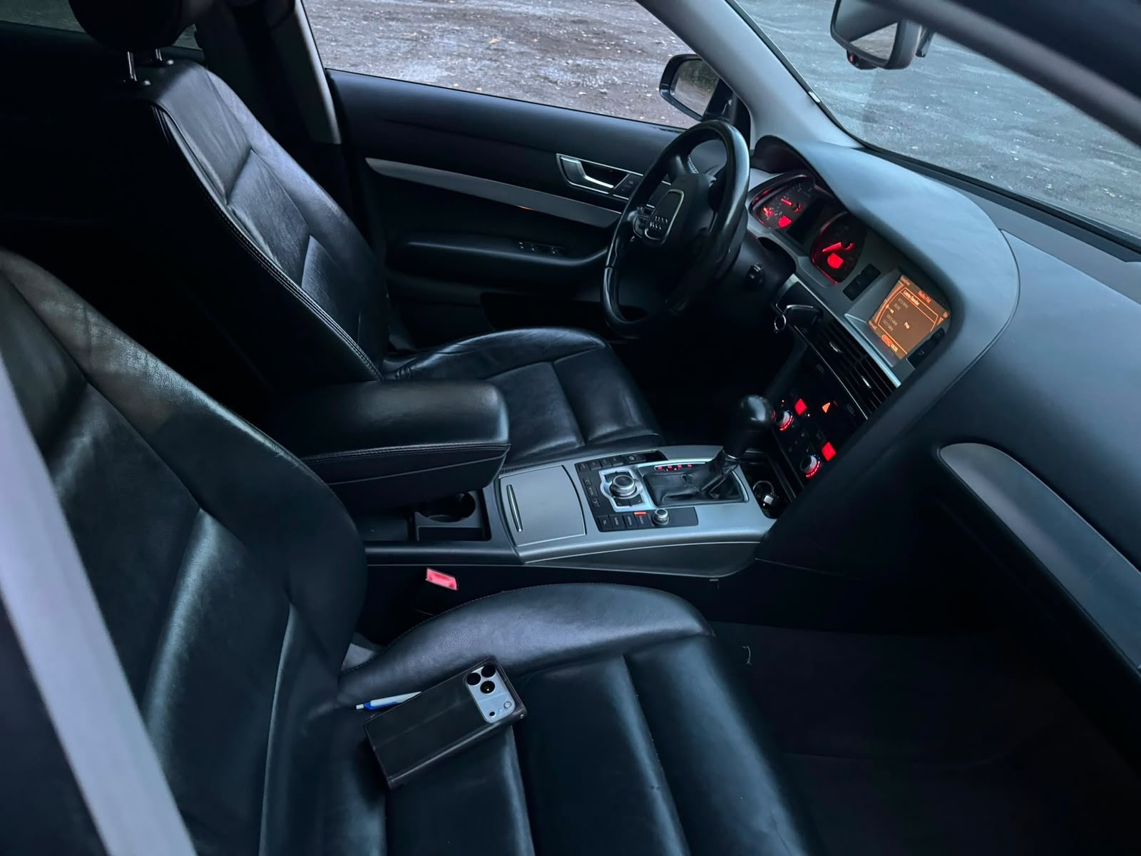 AUDI A6 Avant 2.7 V6 TDI-image-11