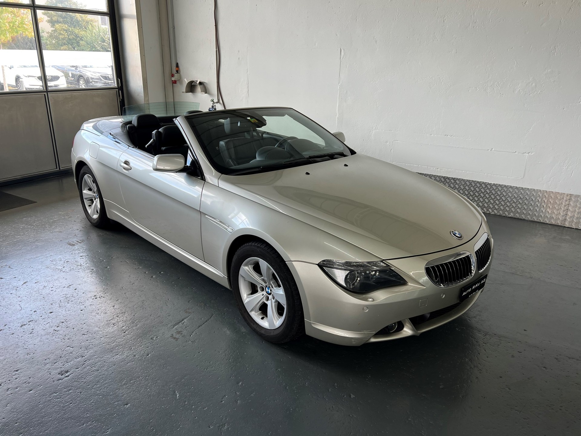 BMW 650i-image-1