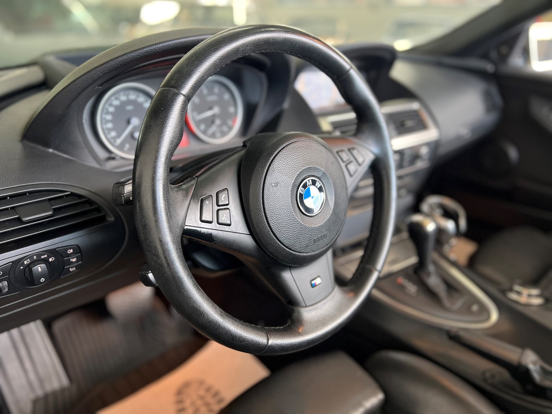 BMW 650i-image-19