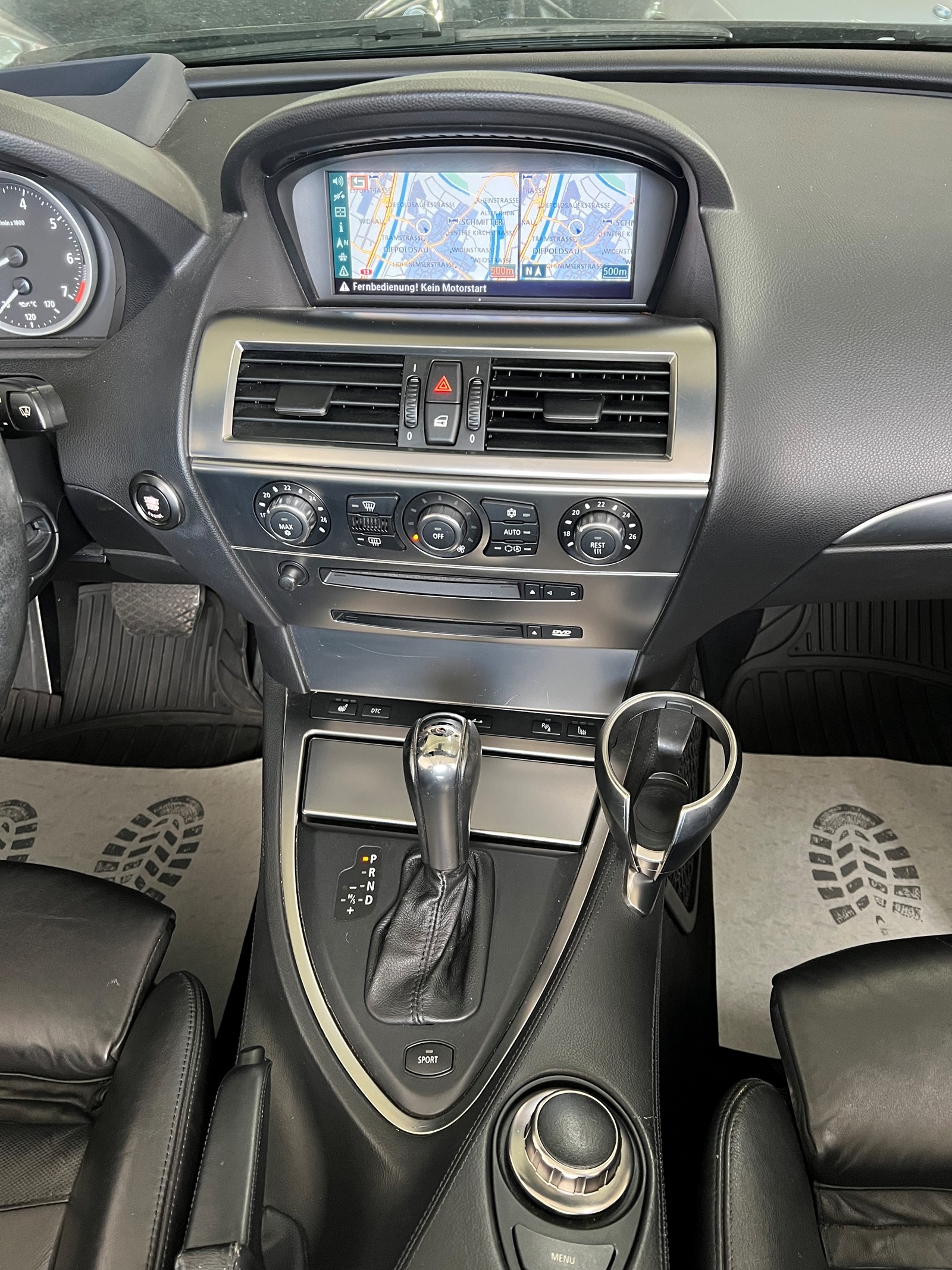 BMW 650i-image-25