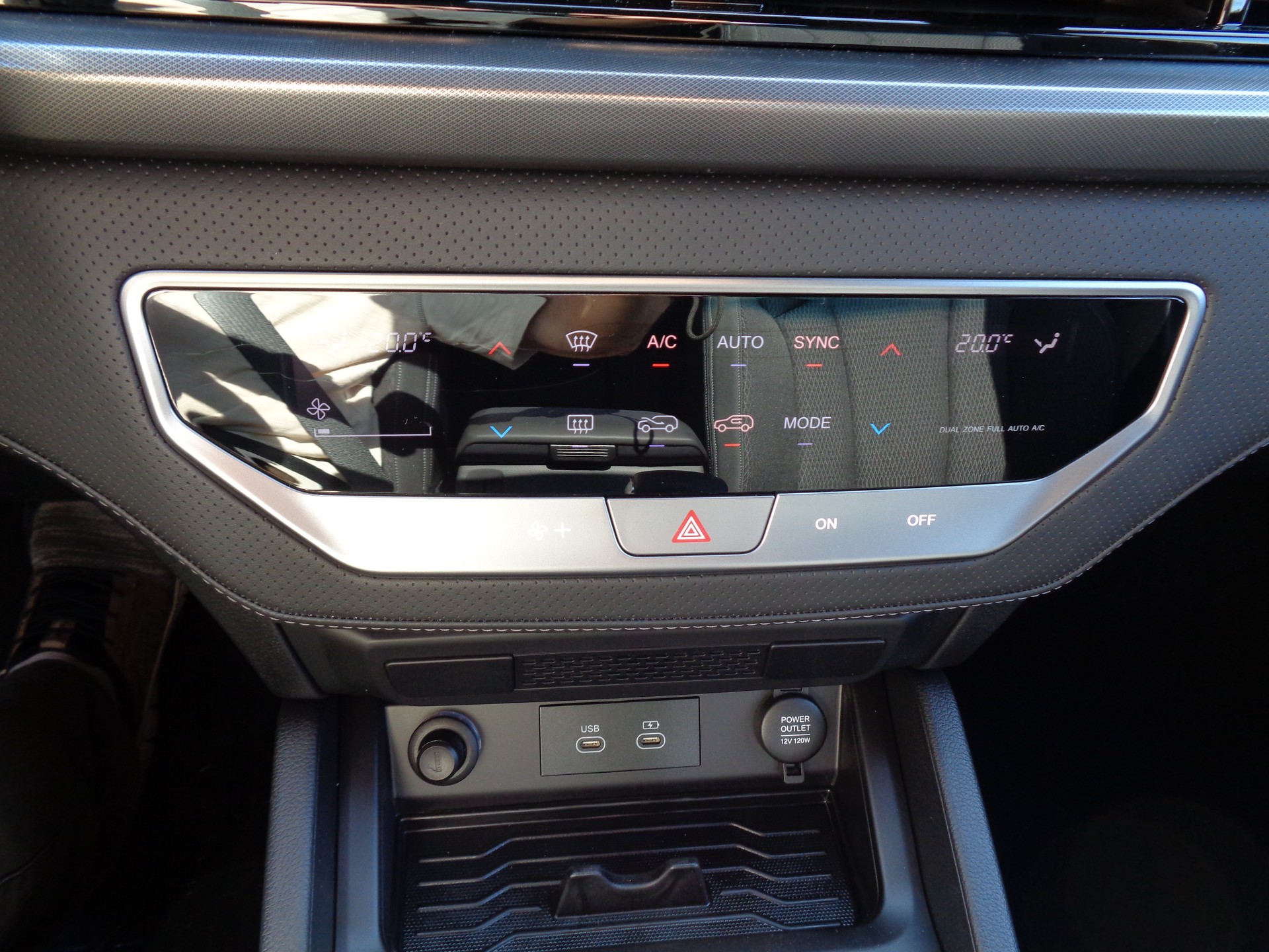KGM-SsangYong Grand Musso 2.2 Platinum 4WD A-image-12