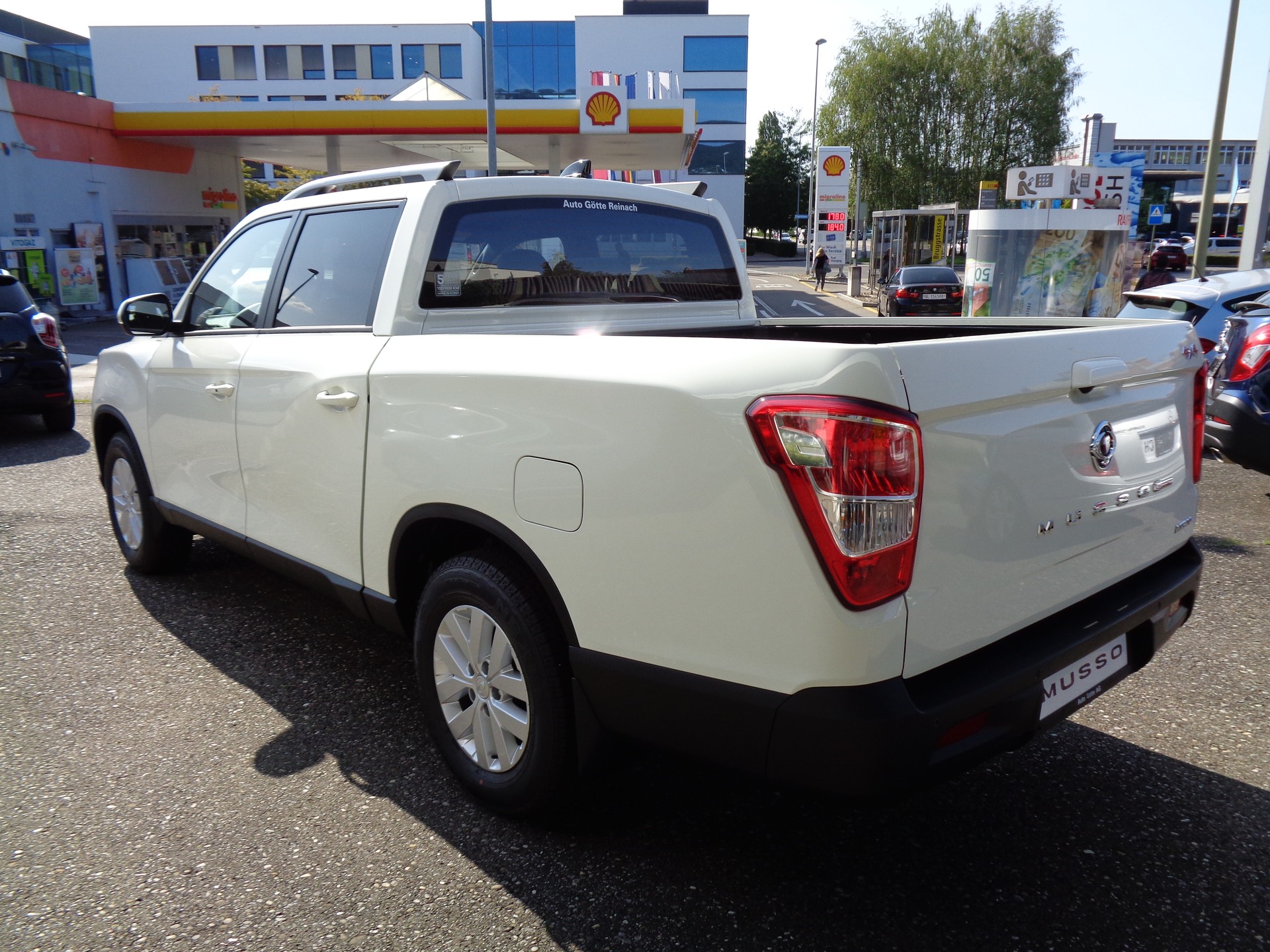 KGM-SsangYong Grand Musso 2.2 Platinum 4WD A-image-5