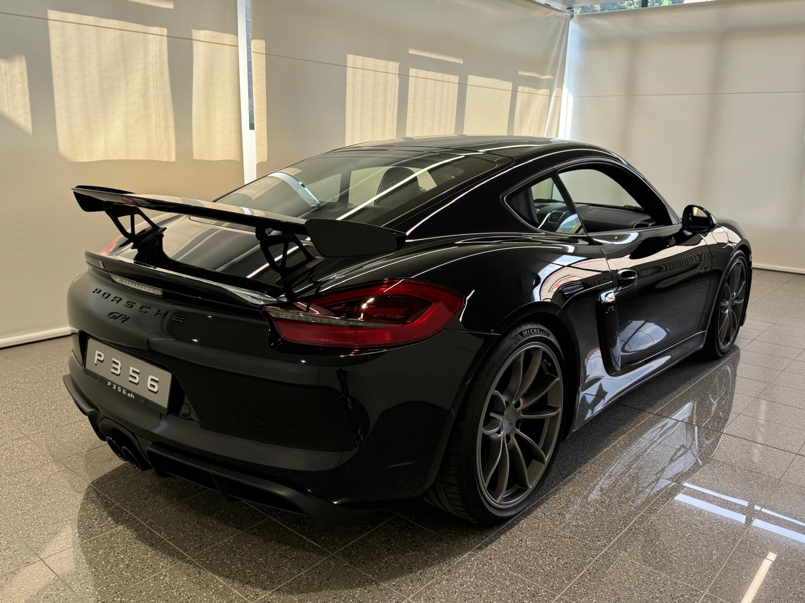 PORSCHE Cayman GT4-image-3