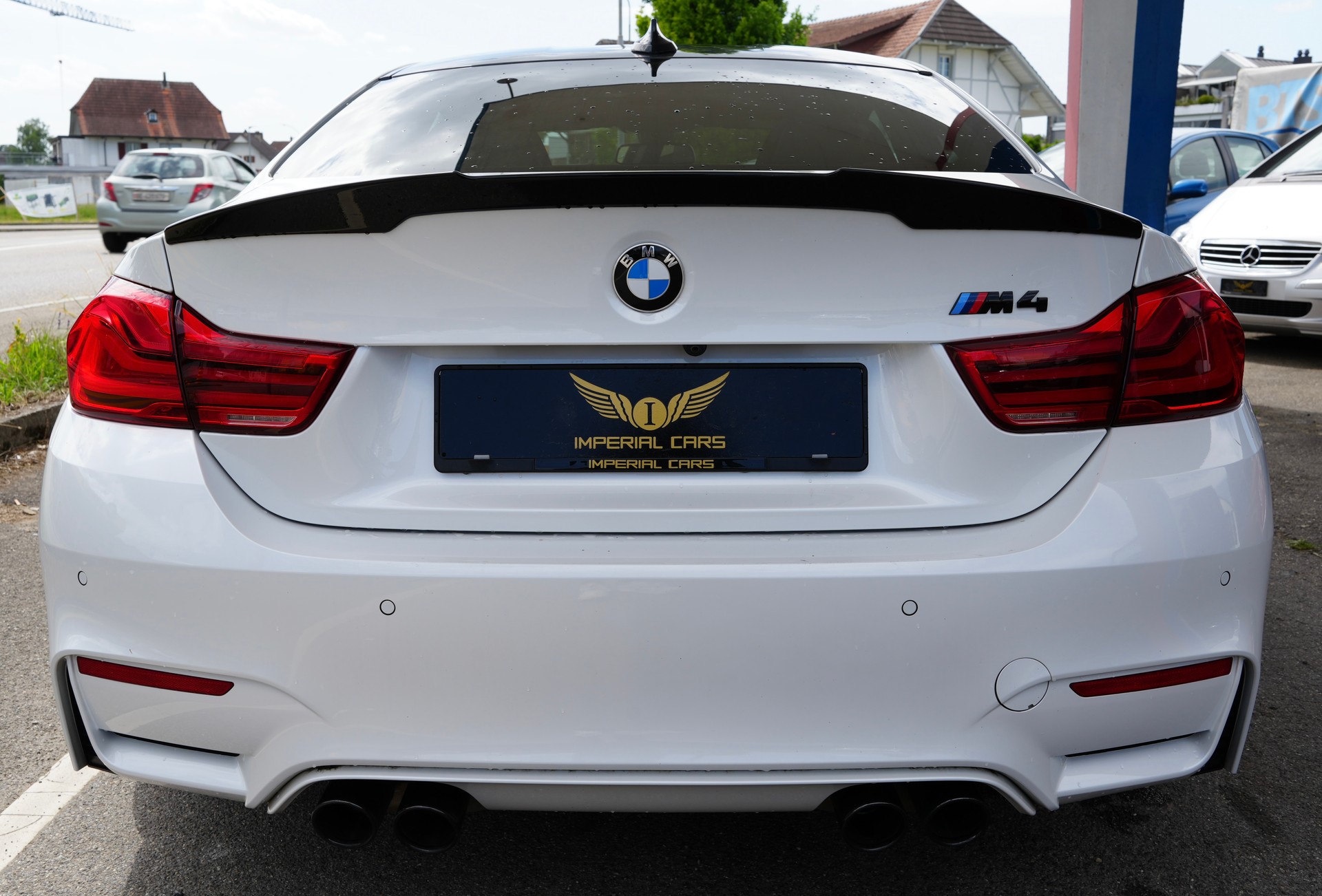 BMW M4 Coupé Competition DKG-image-3