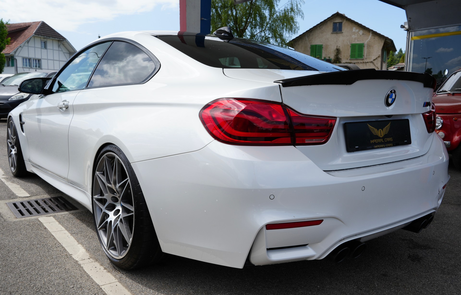 BMW M4 Coupé Competition DKG-image-2