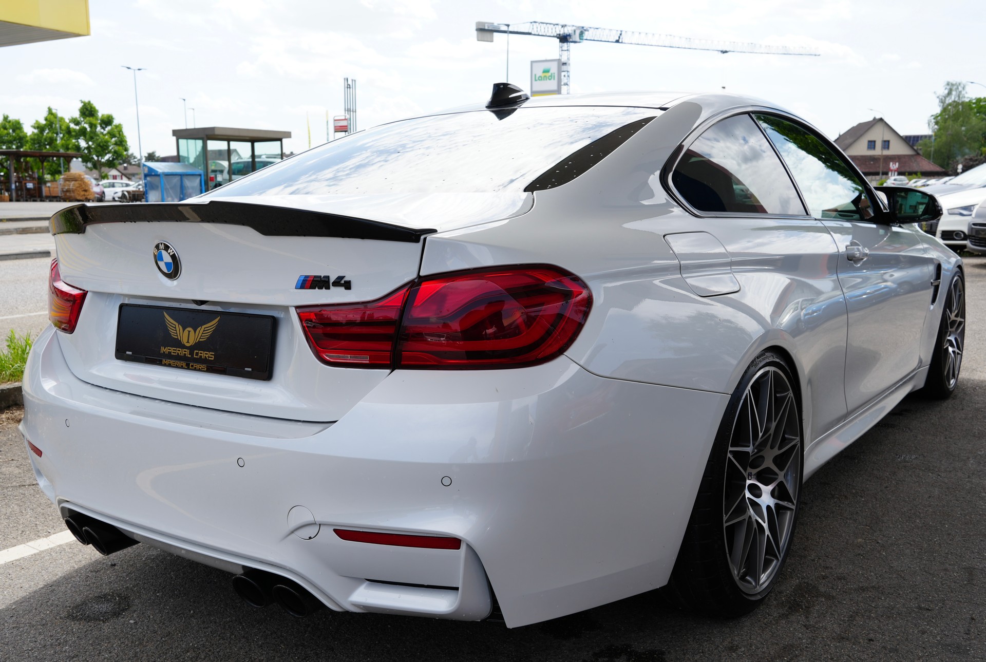 BMW M4 Coupé Competition DKG-image-4