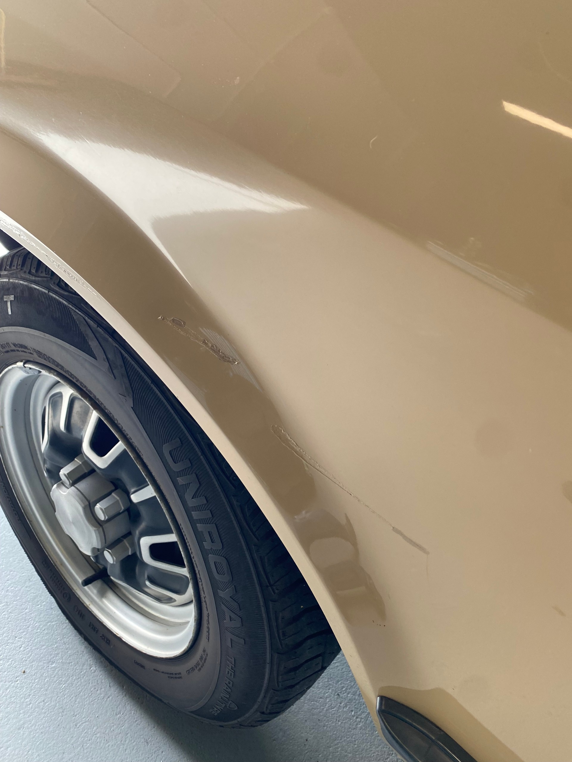 FORD Granada 2300 V6 L Coupe-image-11