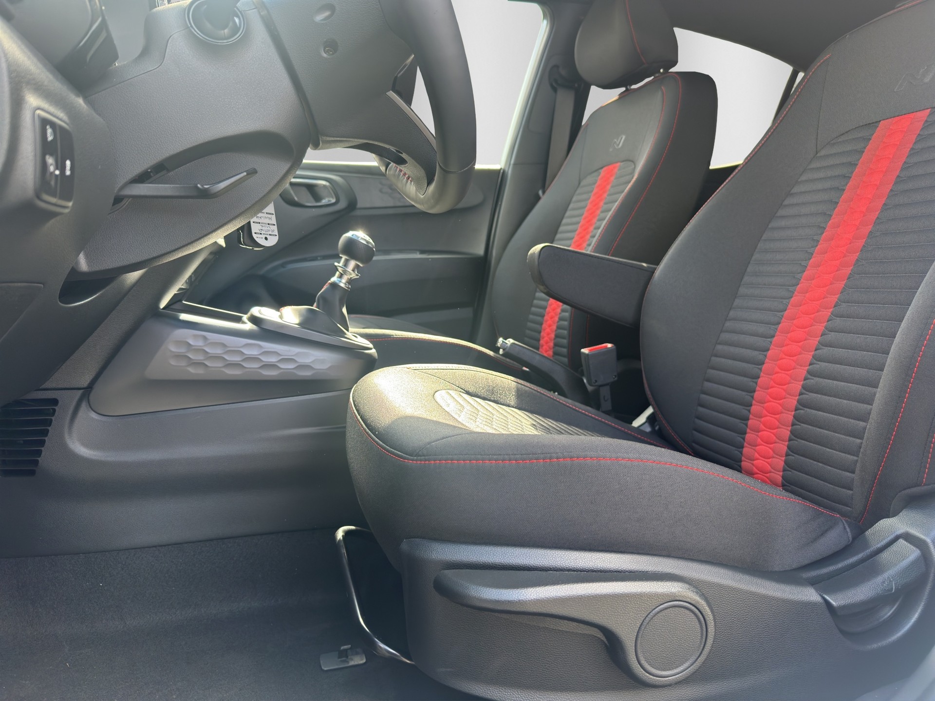 HYUNDAI i10 1.0 N-Line Aut.-image-11