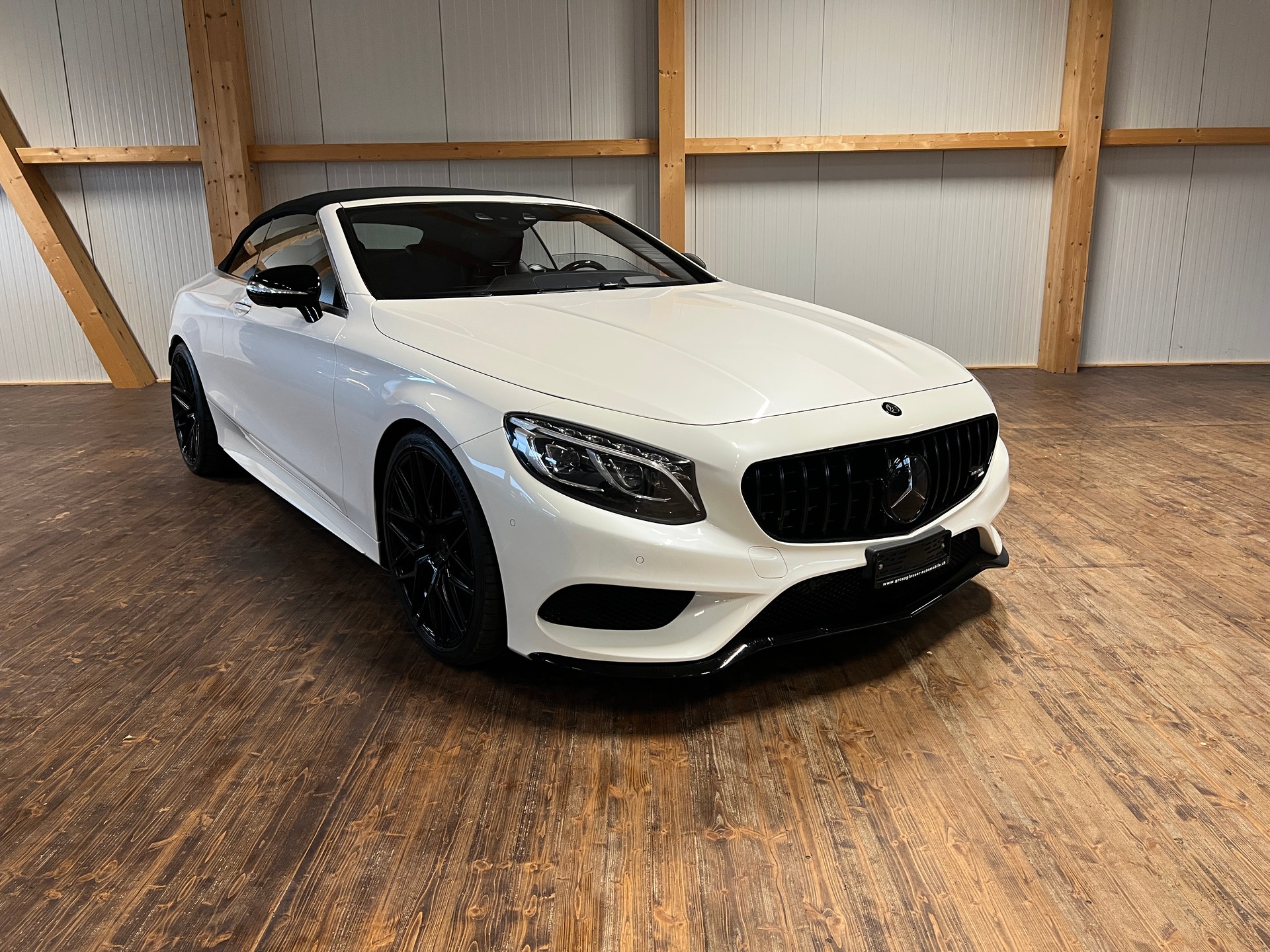 MERCEDES-BENZ S 500 Cabriolet 9G-Tronic-showroom-element-2