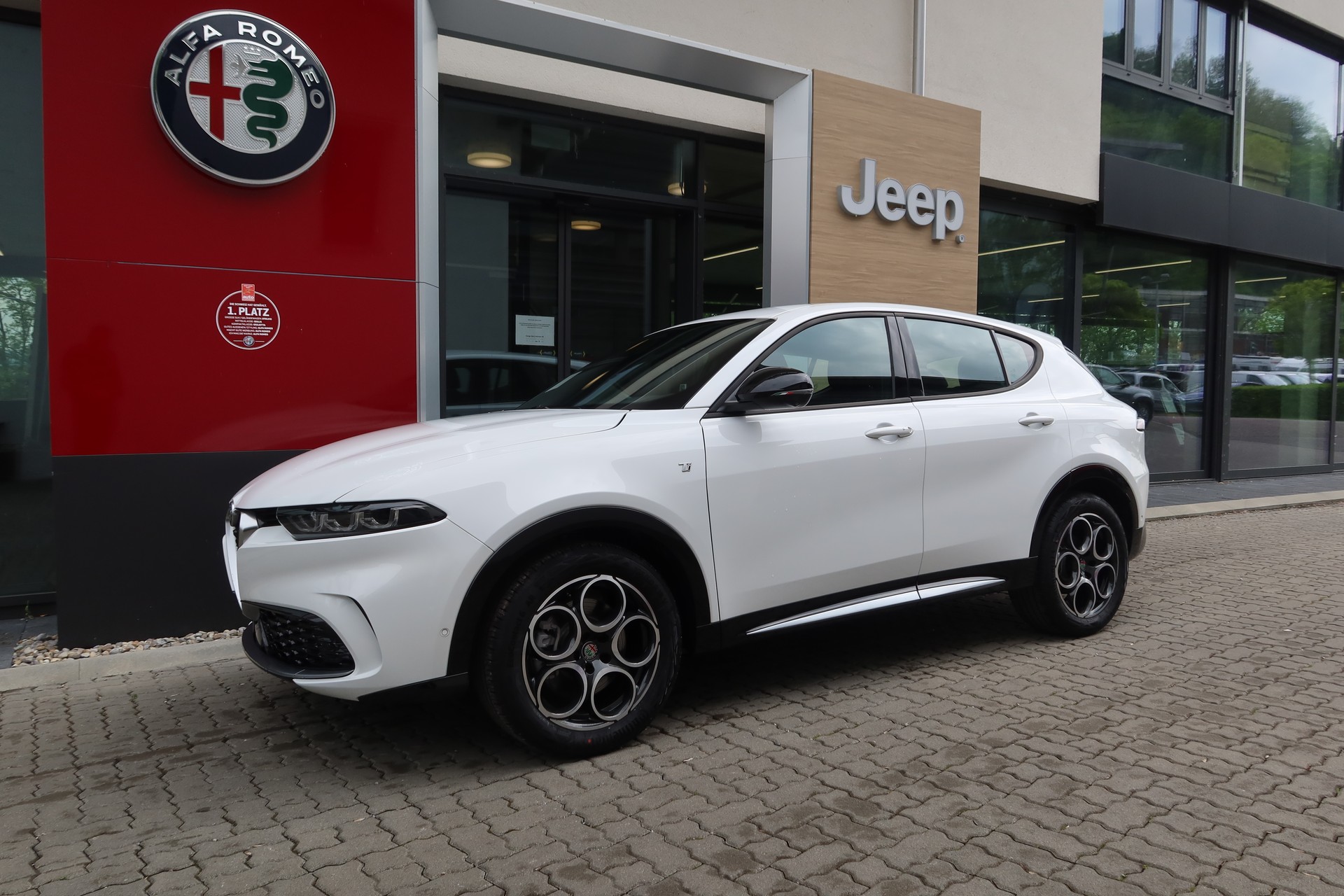 ALFA ROMEO Tonale 1.5 48V Hybrid Ti-image-1