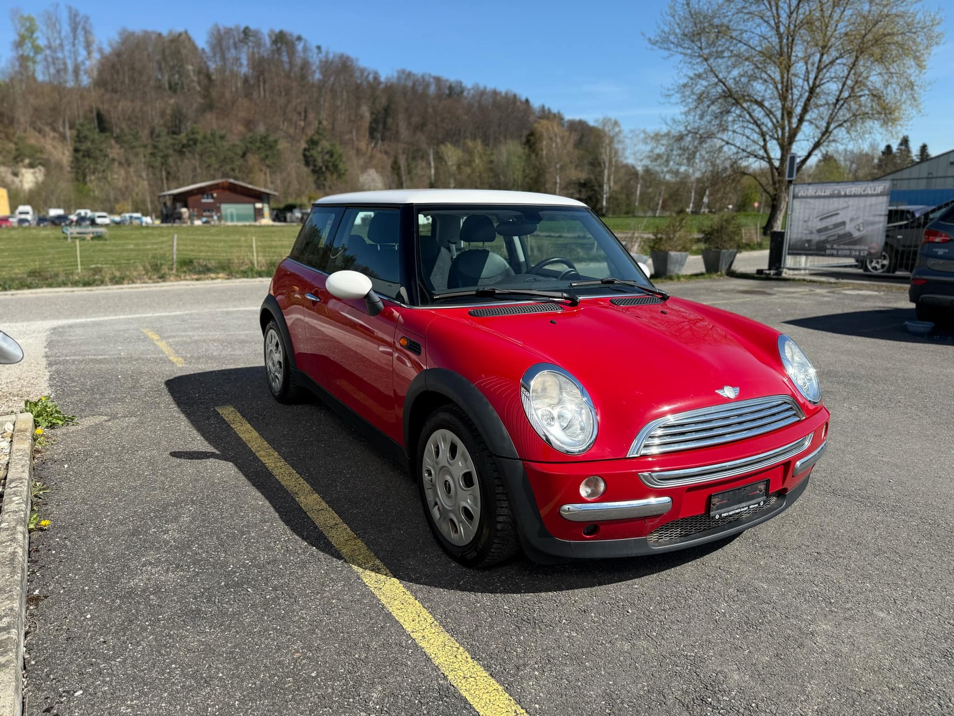 MINI Cooper-image-1