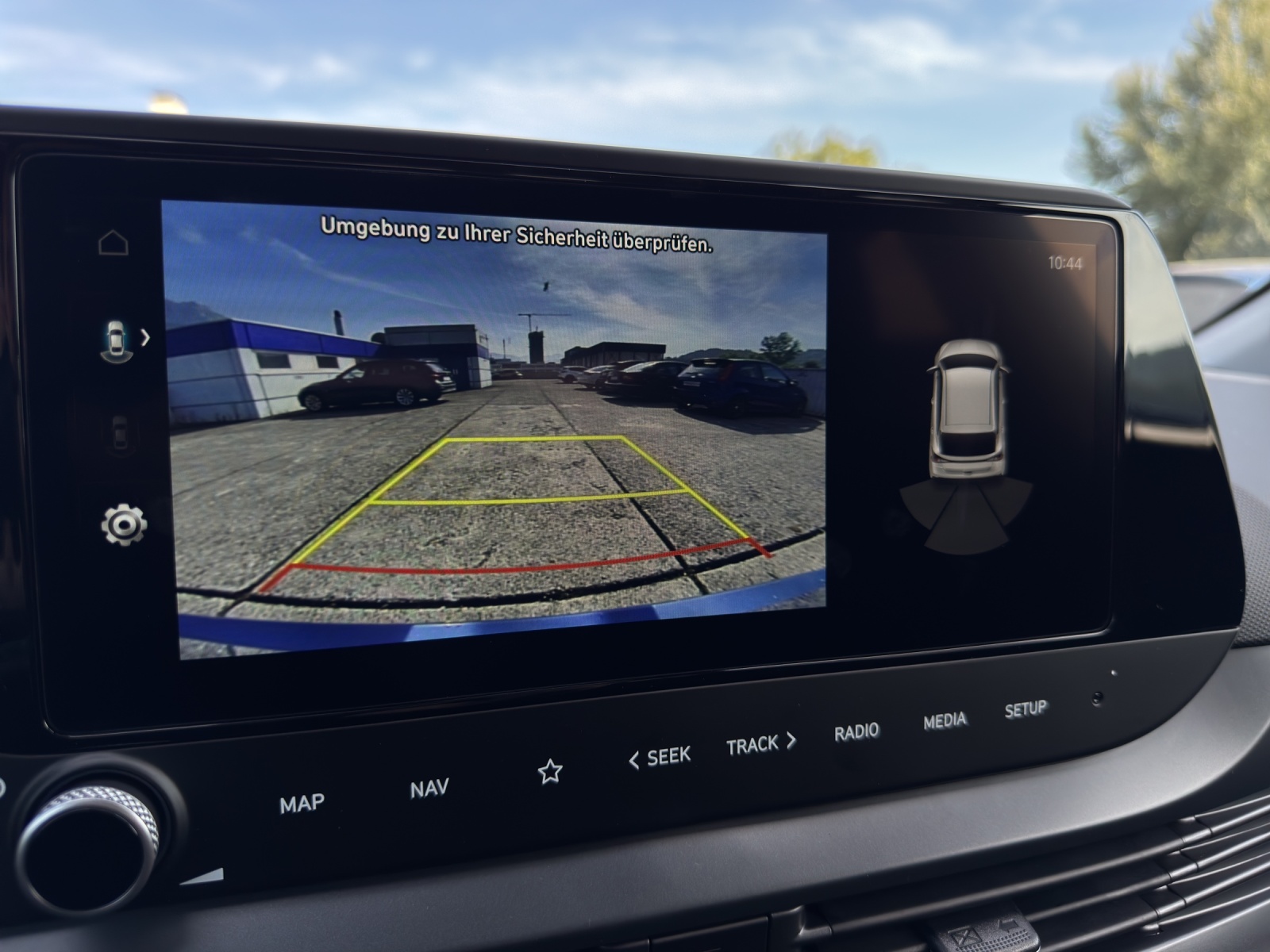 HYUNDAI i20 1.0 T-GDi Amplia-image-10