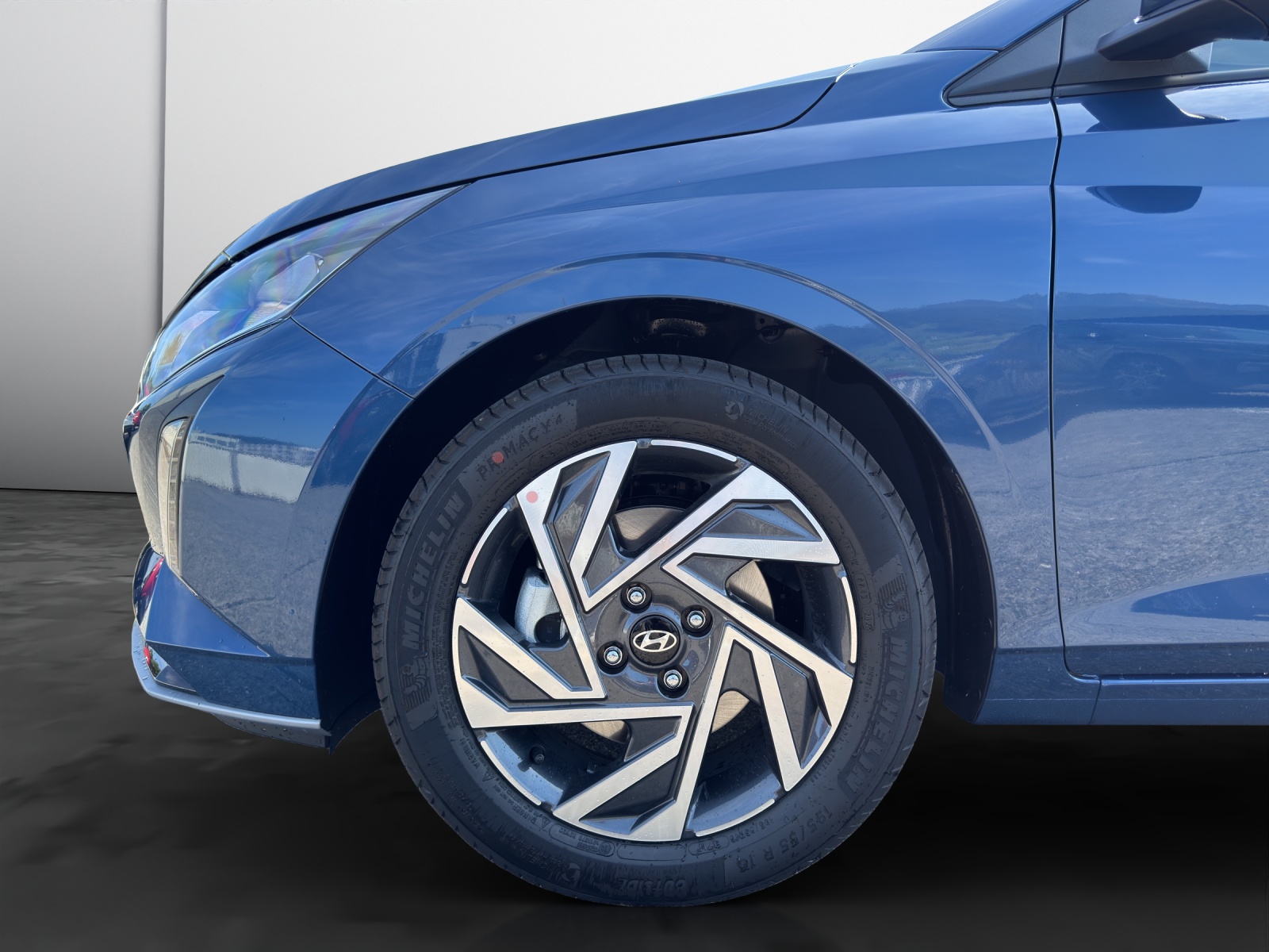 HYUNDAI i20 1.0 T-GDi Amplia-image-14