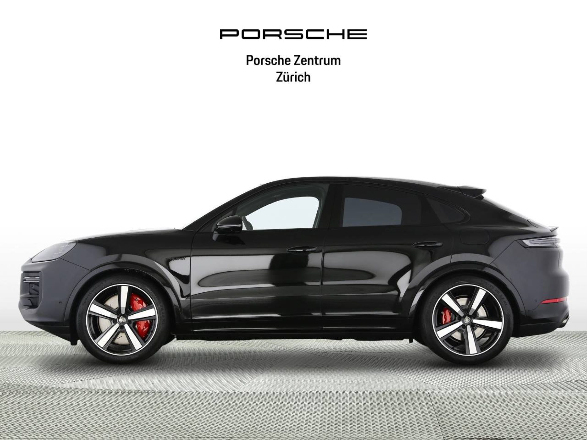 PORSCHE Cayenne Turbo E-Hybrid Coupé-image-1