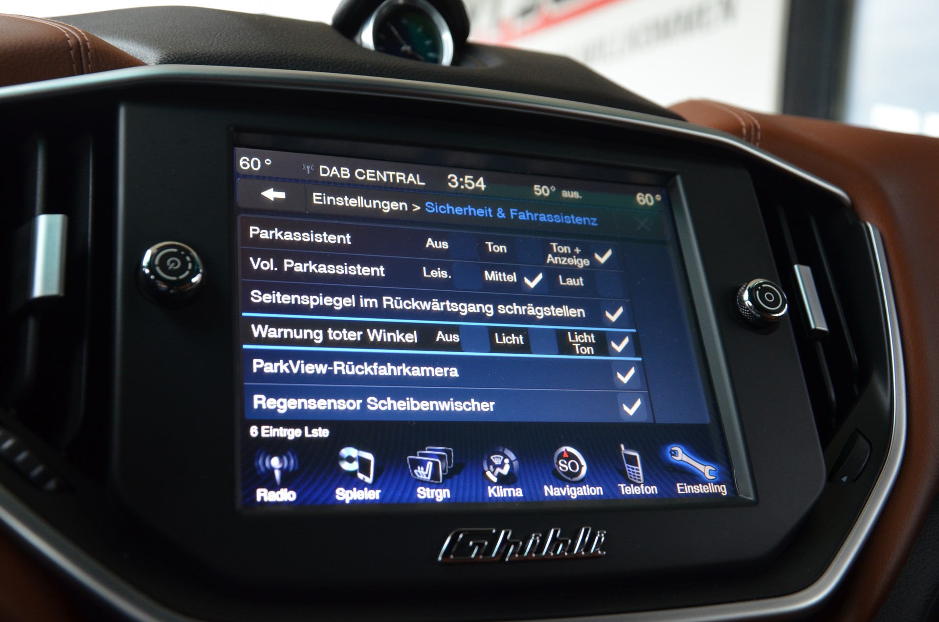 MASERATI Ghibli S Q4 3.0 V6 Automatica*Ab MFK,1 Jahr oder 20'000km Garantie*-image-16
