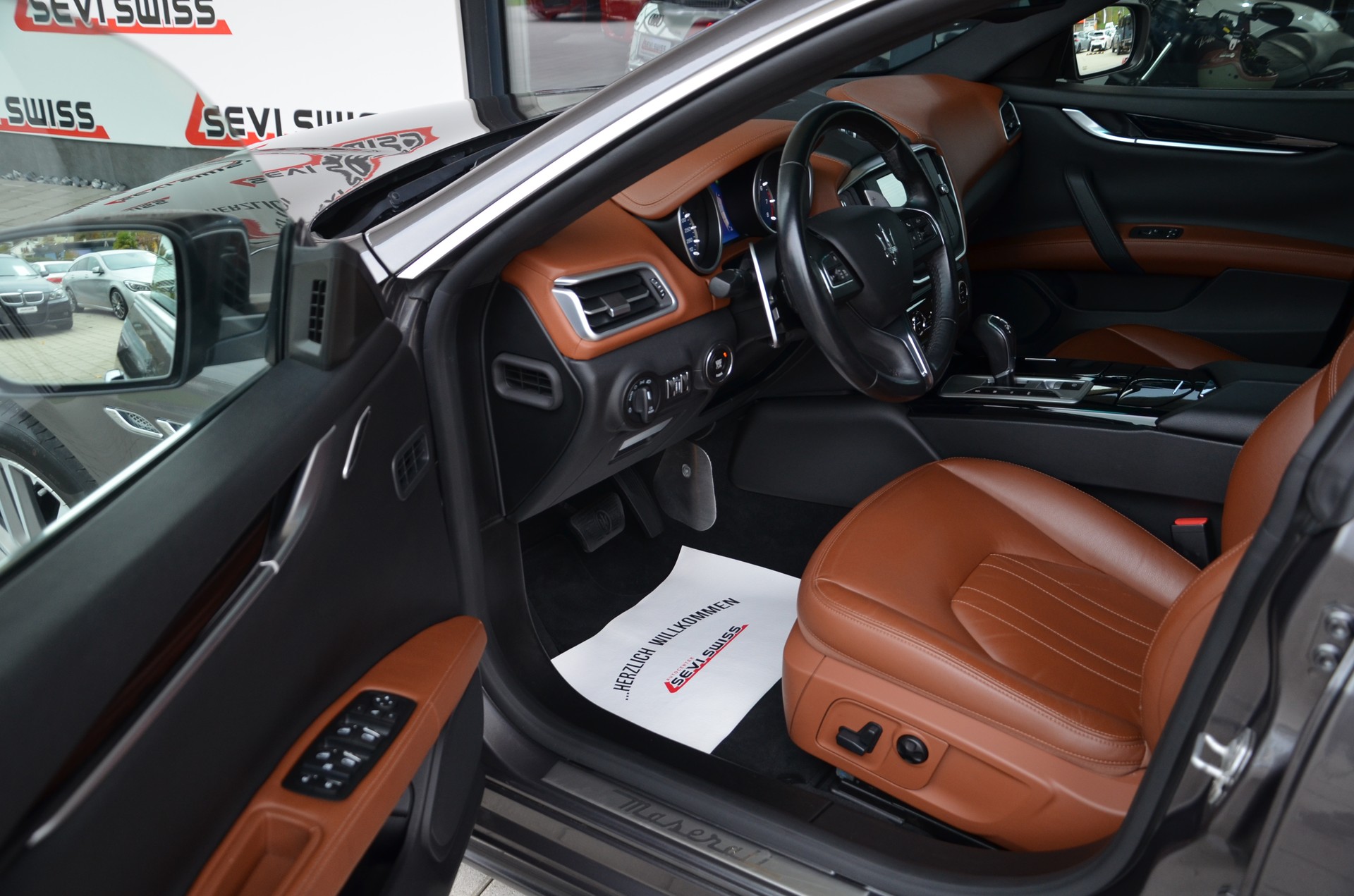 MASERATI Ghibli S Q4 3.0 V6 Automatica*Ab MFK,1 Jahr oder 20'000km Garantie*-image-7