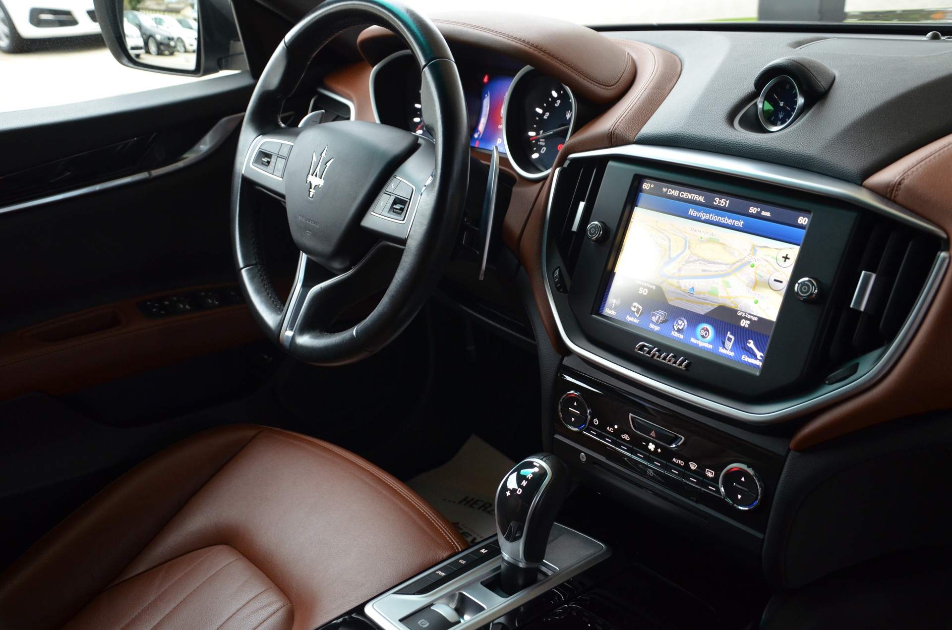 MASERATI Ghibli S Q4 3.0 V6 Automatica*Ab MFK,1 Jahr oder 20'000km Garantie*-image-11
