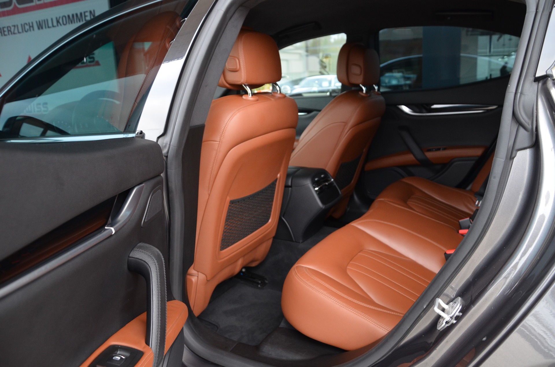 MASERATI Ghibli S Q4 3.0 V6 Automatica*Ab MFK,1 Jahr oder 20'000km Garantie*-image-10