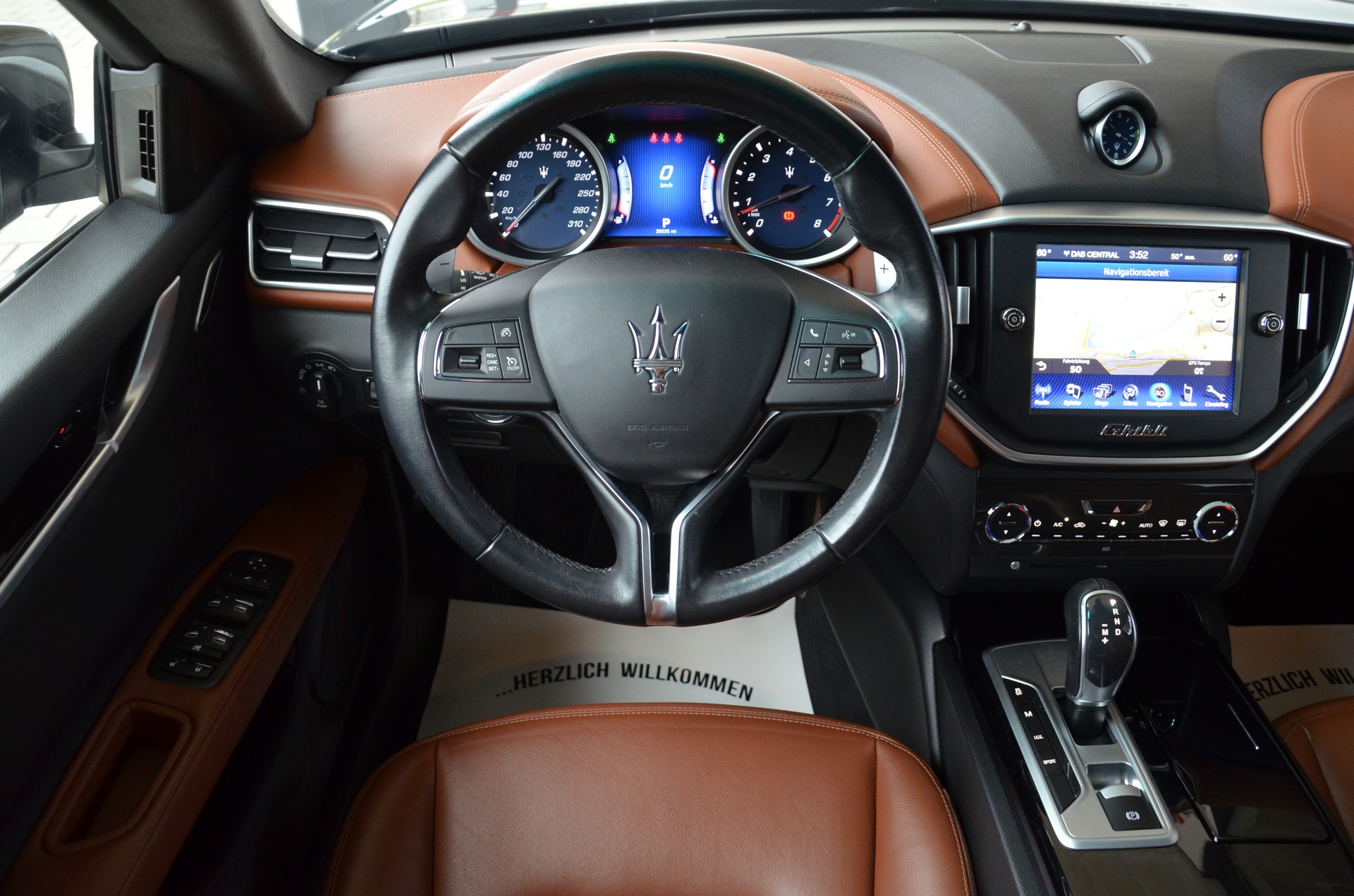 MASERATI Ghibli S Q4 3.0 V6 Automatica*Ab MFK,1 Jahr oder 20'000km Garantie*-image-9