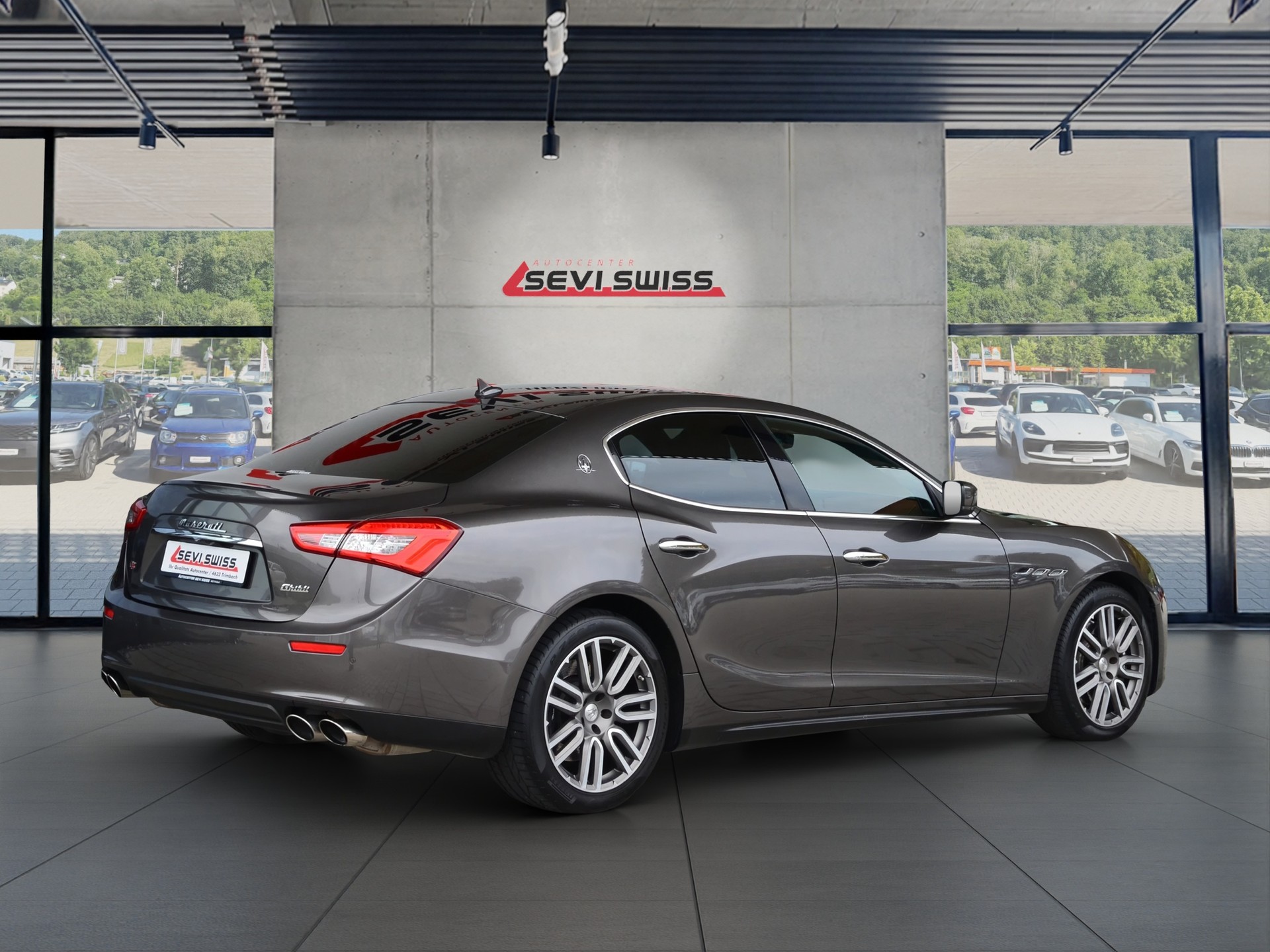 MASERATI Ghibli S Q4 3.0 V6 Automatica*Ab MFK,1 Jahr oder 20'000km Garantie*-image-2
