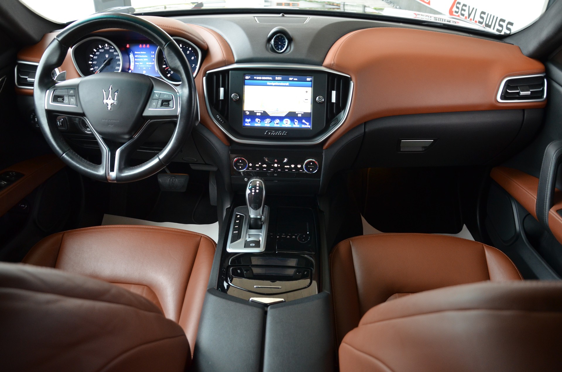 MASERATI Ghibli S Q4 3.0 V6 Automatica*Ab MFK,1 Jahr oder 20'000km Garantie*-image-8