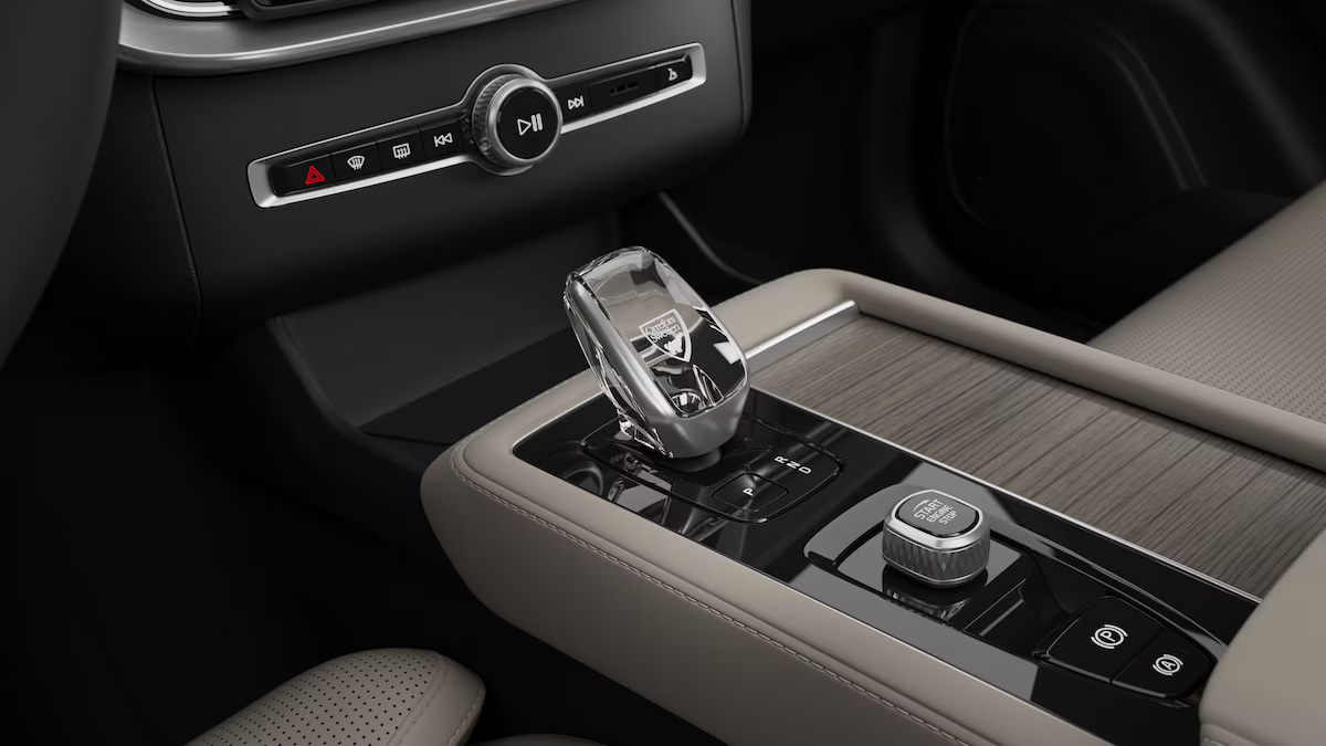 VOLVO XC90 2.0 T8 TE Ultra XCLUSIVE Dark eAWD-image-11