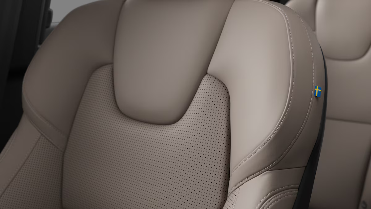 VOLVO XC90 2.0 T8 TE Ultra XCLUSIVE Dark eAWD-image-13