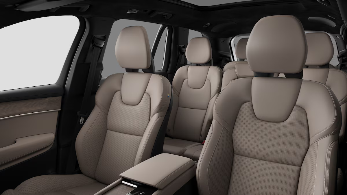 VOLVO XC90 2.0 T8 TE Ultra XCLUSIVE Dark eAWD-image-12