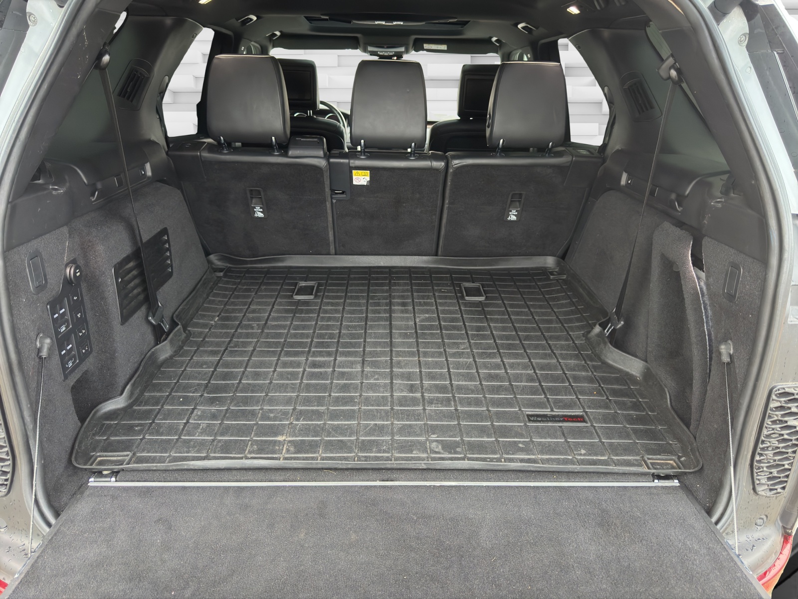 LAND ROVER Discovery 3.0 TD6 HSE Luxury Automatic-image-22