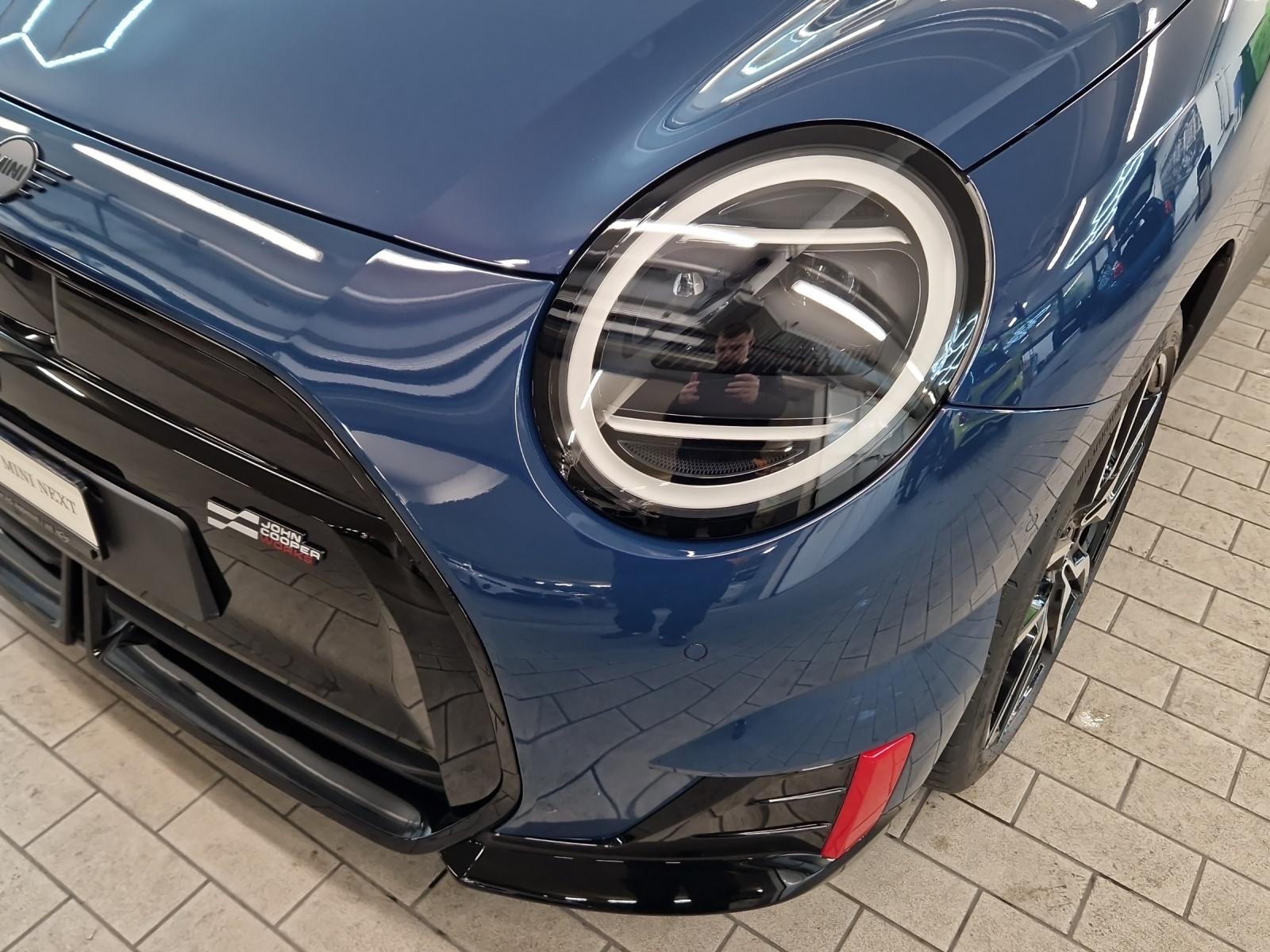 MINI 3 door John Cooper Works E J01-image-21